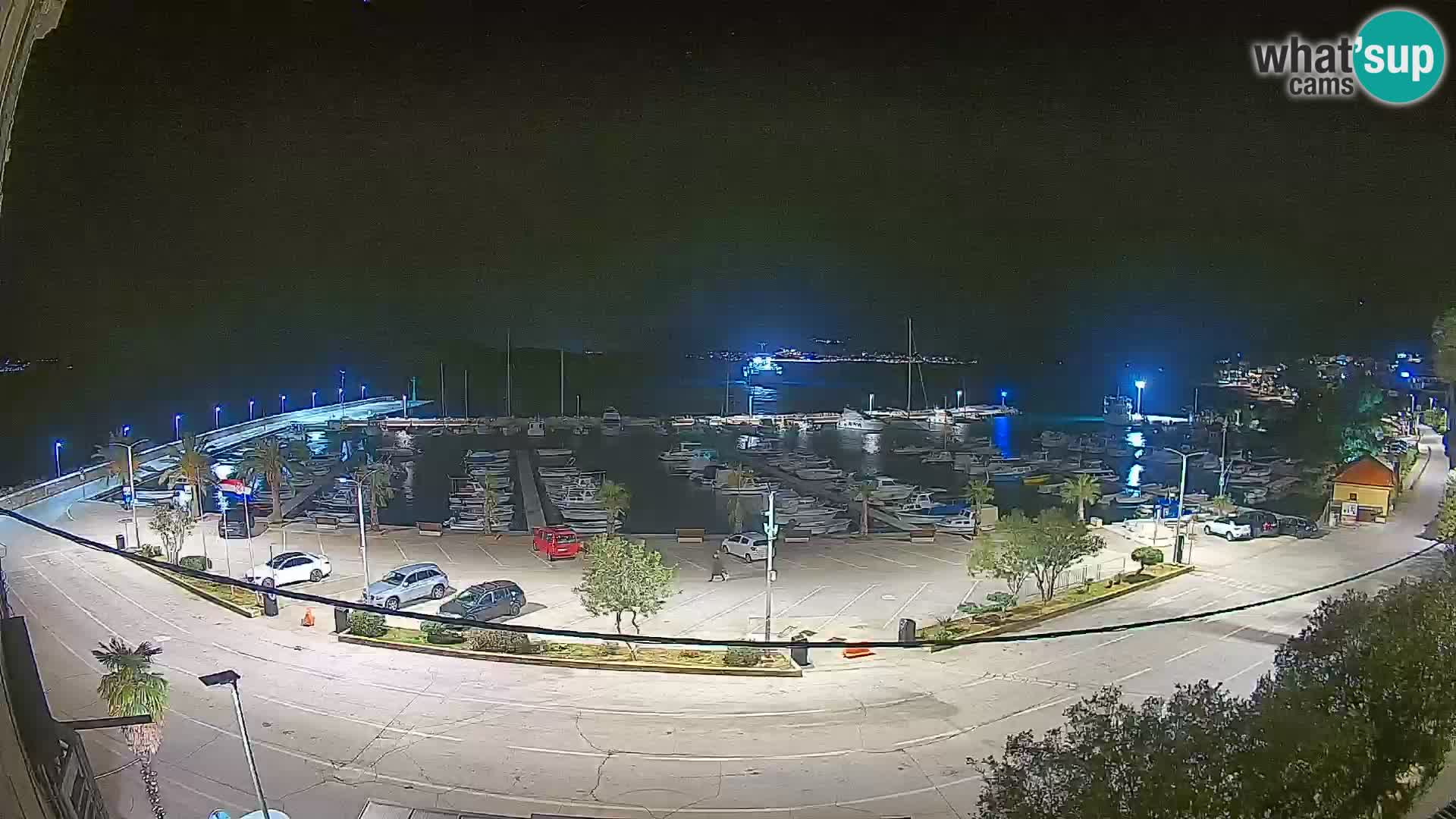 Web kamera Orebić Riva – Trajekt za Korčulu uživo