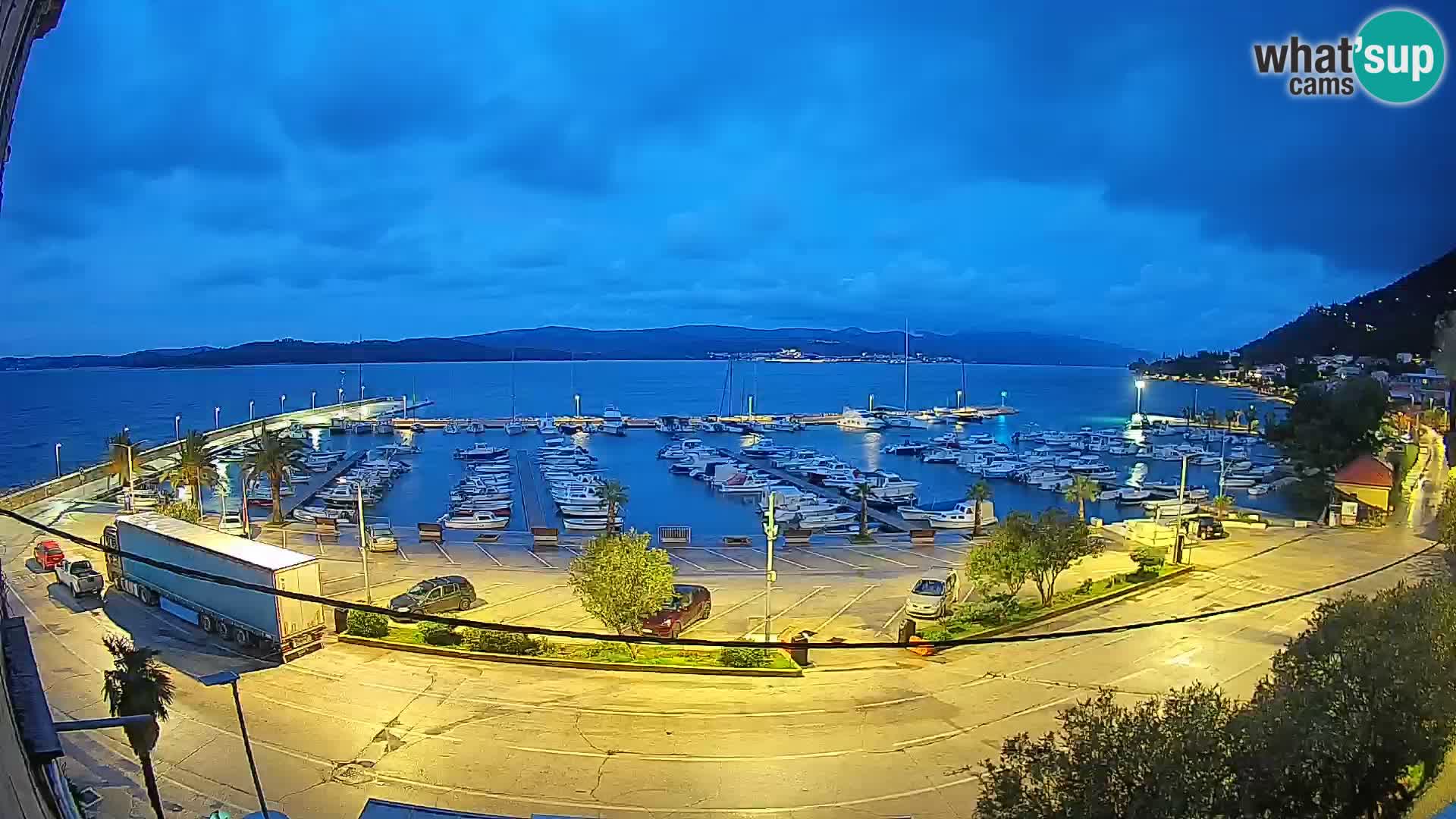 Webcam Orebić Riva – Ferry to Korčula Live