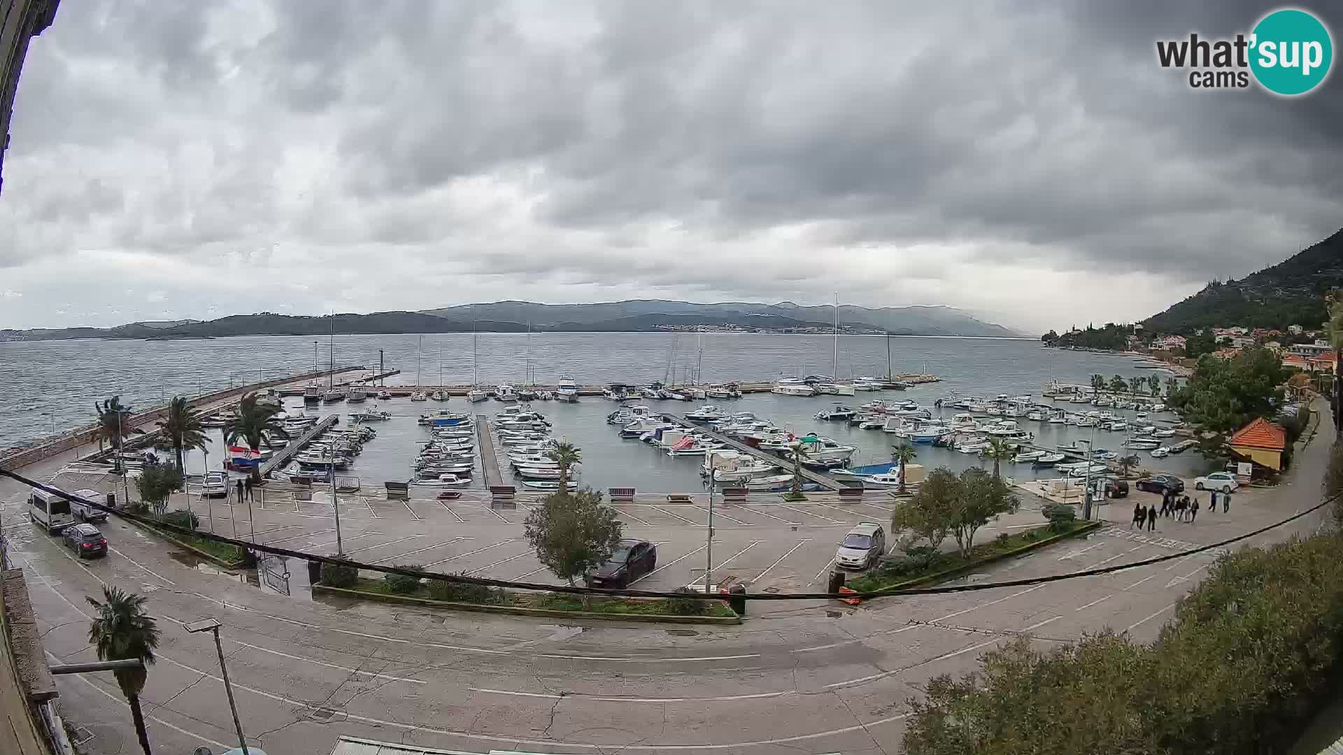 Web kamera Orebić Riva – Trajekt za Korčulu uživo