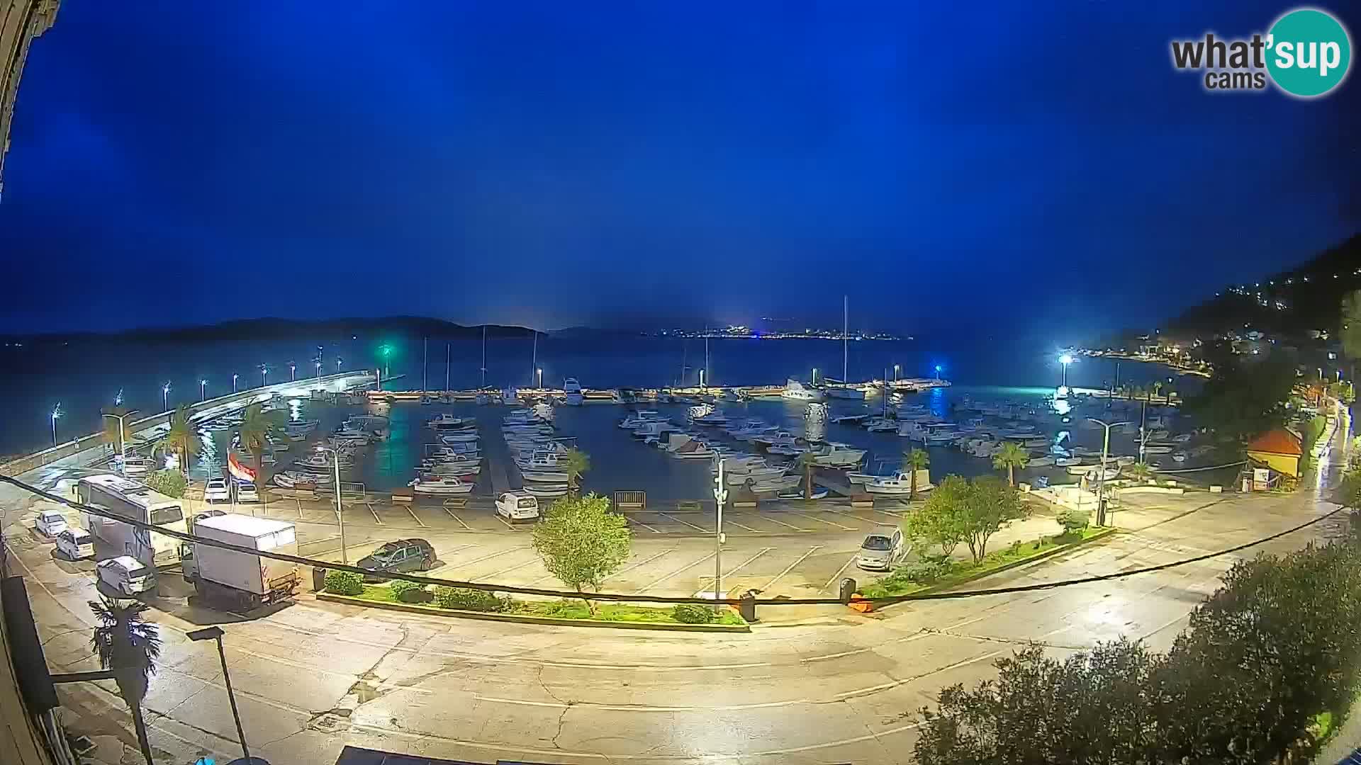 Web kamera Orebić Riva – Trajekt za Korčulu uživo