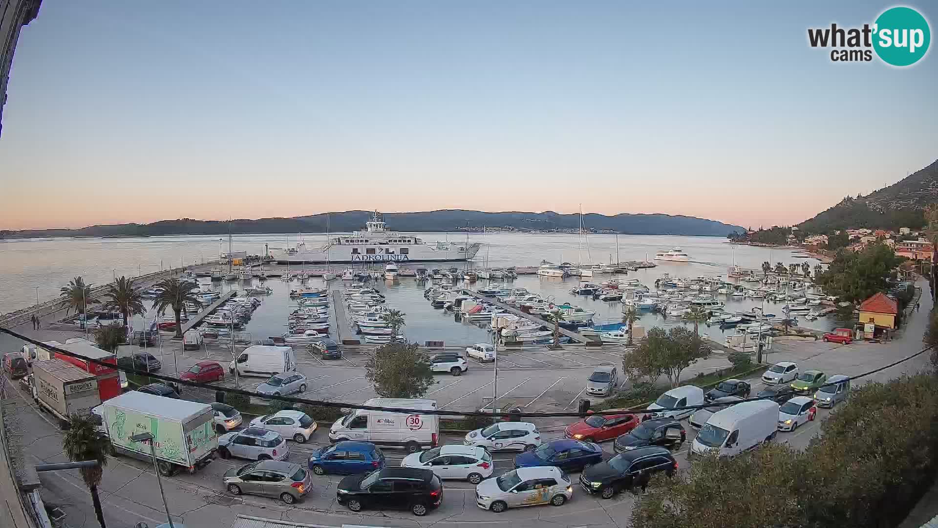 Spletna kamera Orebić Riva – Trajekt za Korčulo v živo