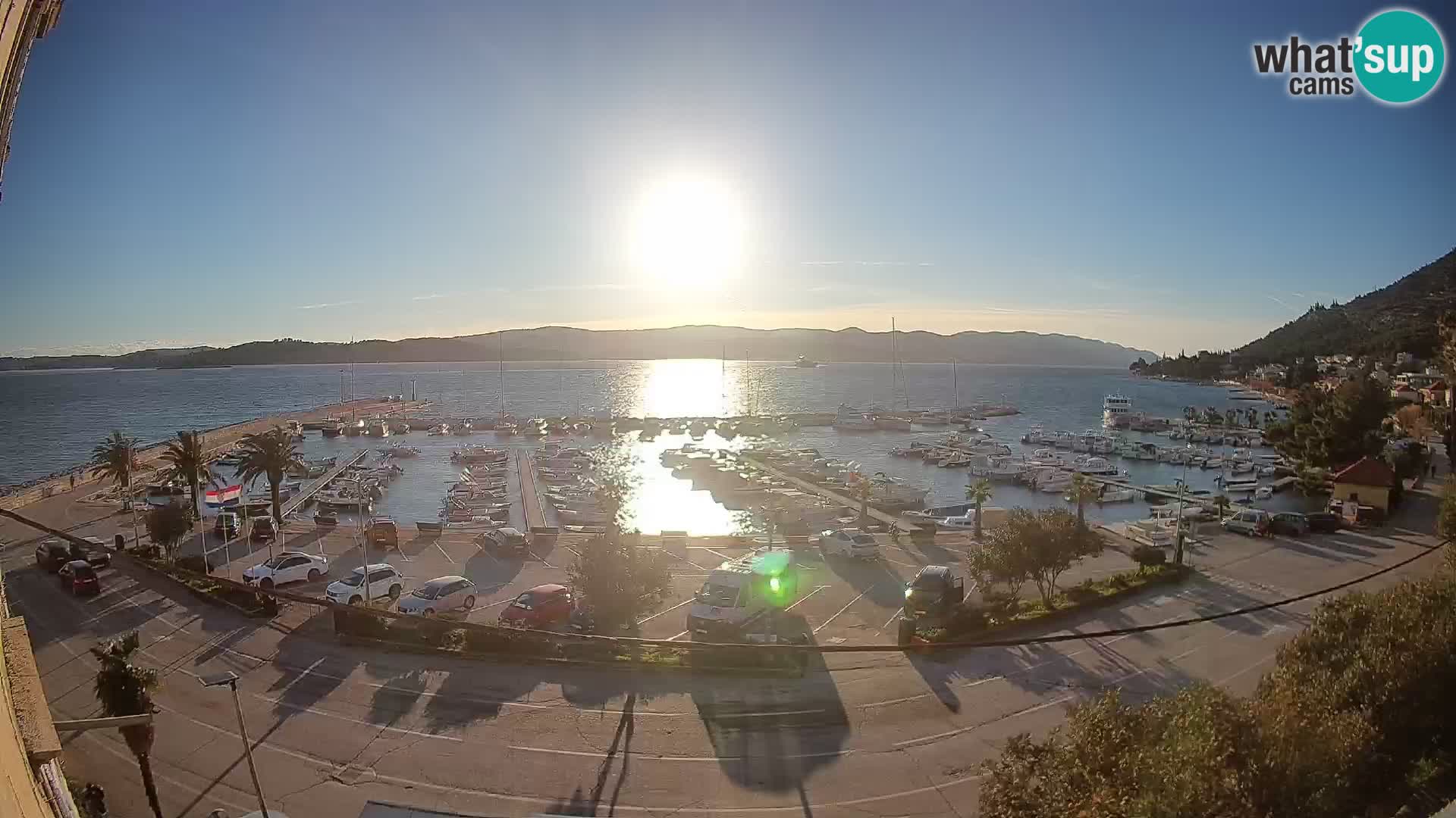 Web kamera Orebić Riva – Trajekt za Korčulu uživo