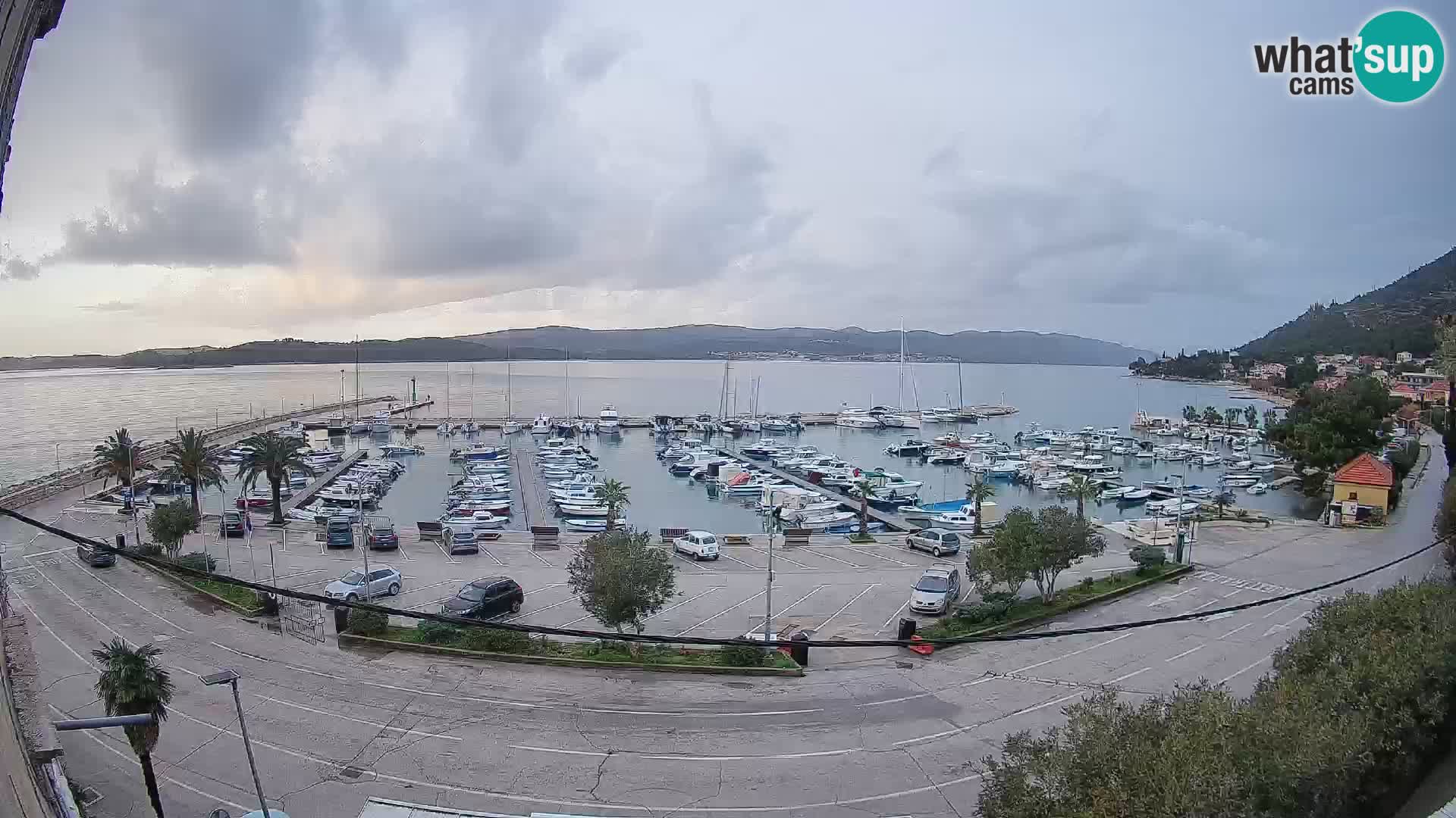 Web kamera Orebić Riva – Trajekt za Korčulu uživo