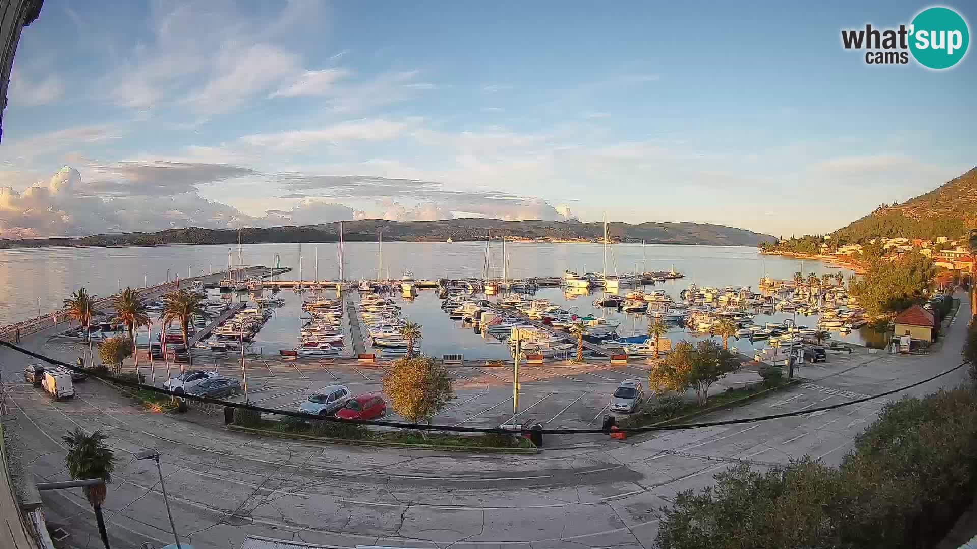 Web kamera Orebić Riva – Trajekt za Korčulu uživo