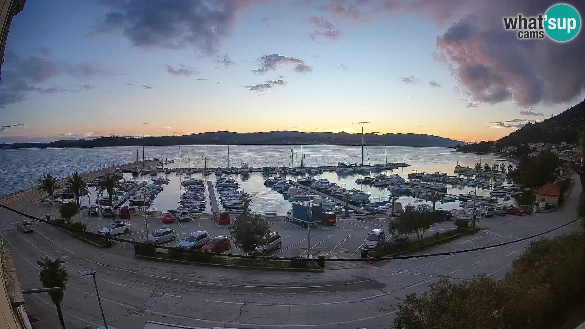 Spletna kamera Orebić Riva – Trajekt za Korčulo v živo