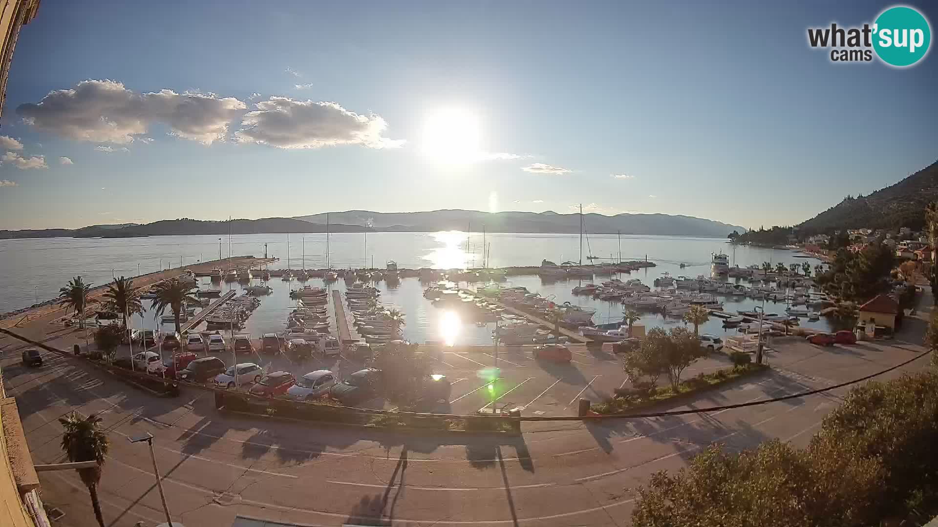 Web kamera Orebić Riva – Trajekt za Korčulu uživo