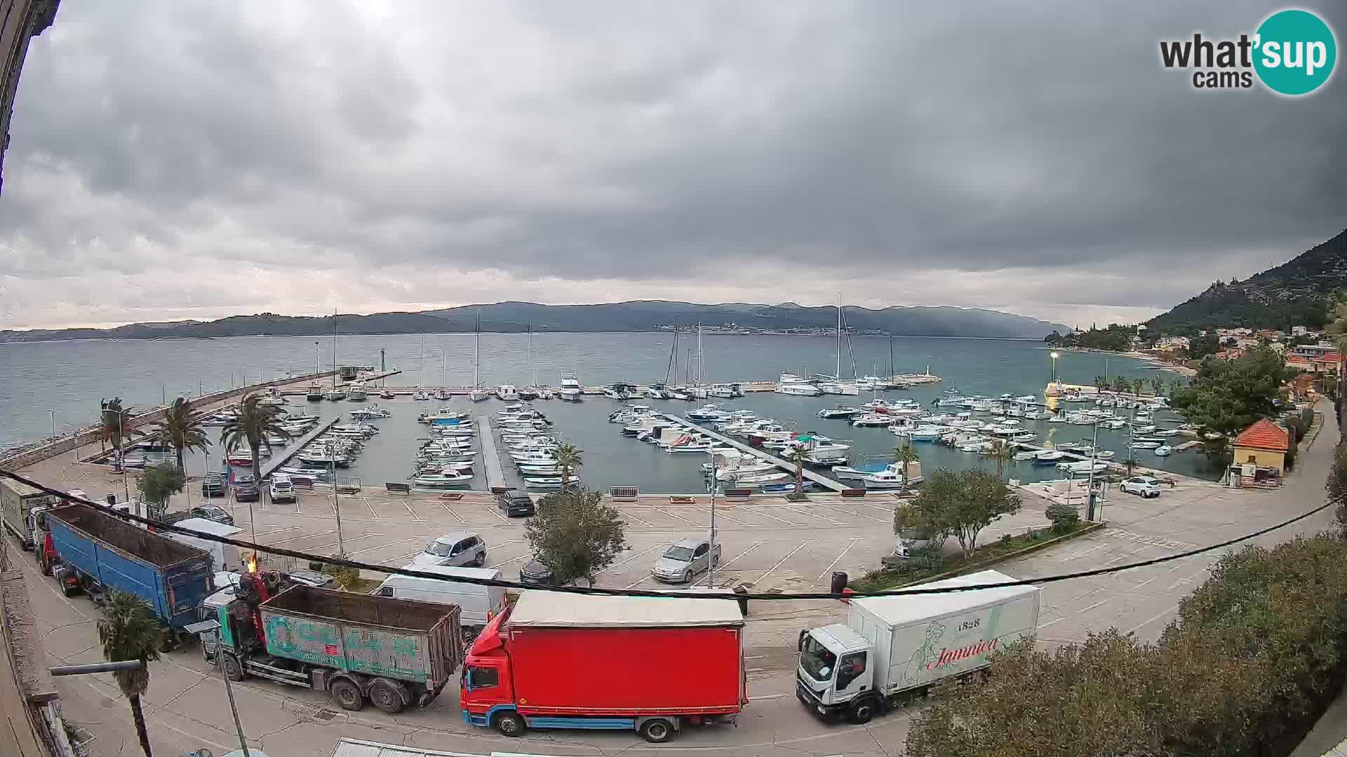 Web kamera Orebić Riva – Trajekt za Korčulu uživo