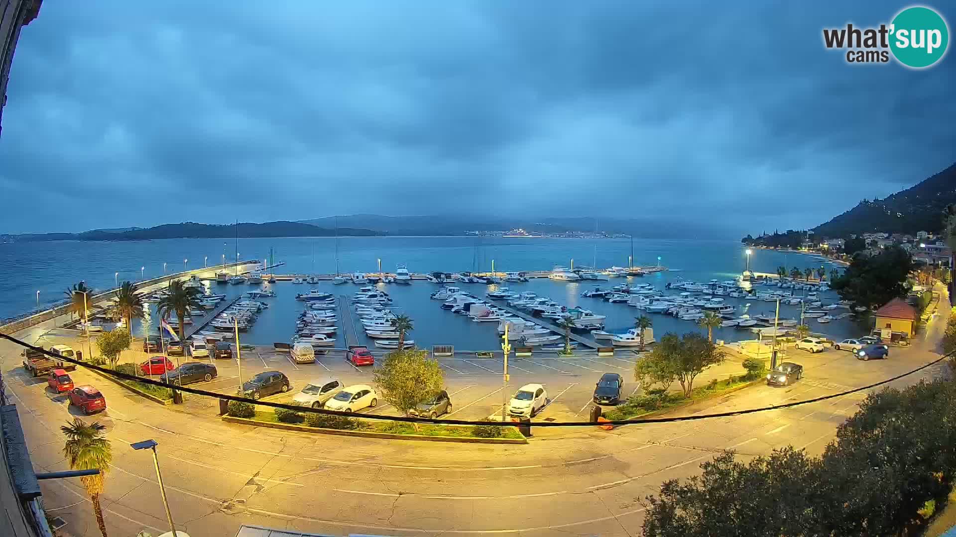 Web kamera Orebić Riva – Trajekt za Korčulu uživo