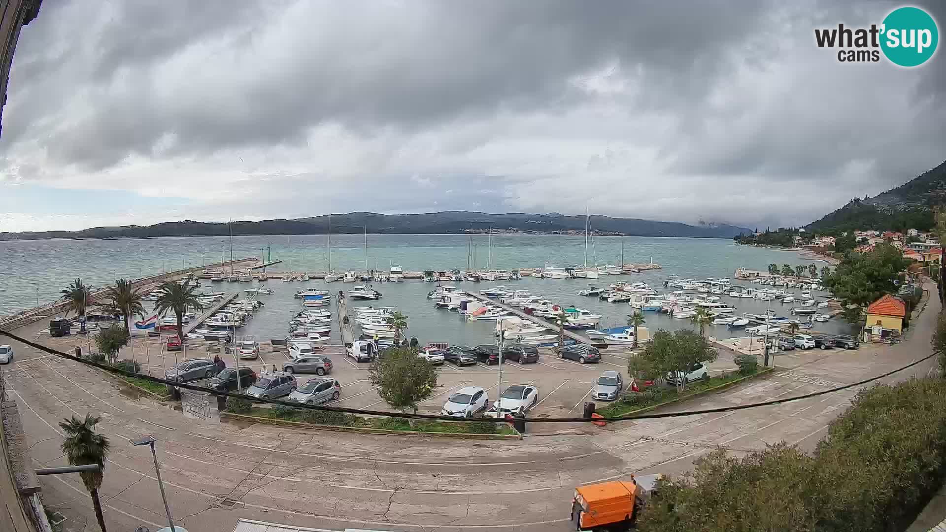 Web kamera Orebić Riva – Trajekt za Korčulu uživo