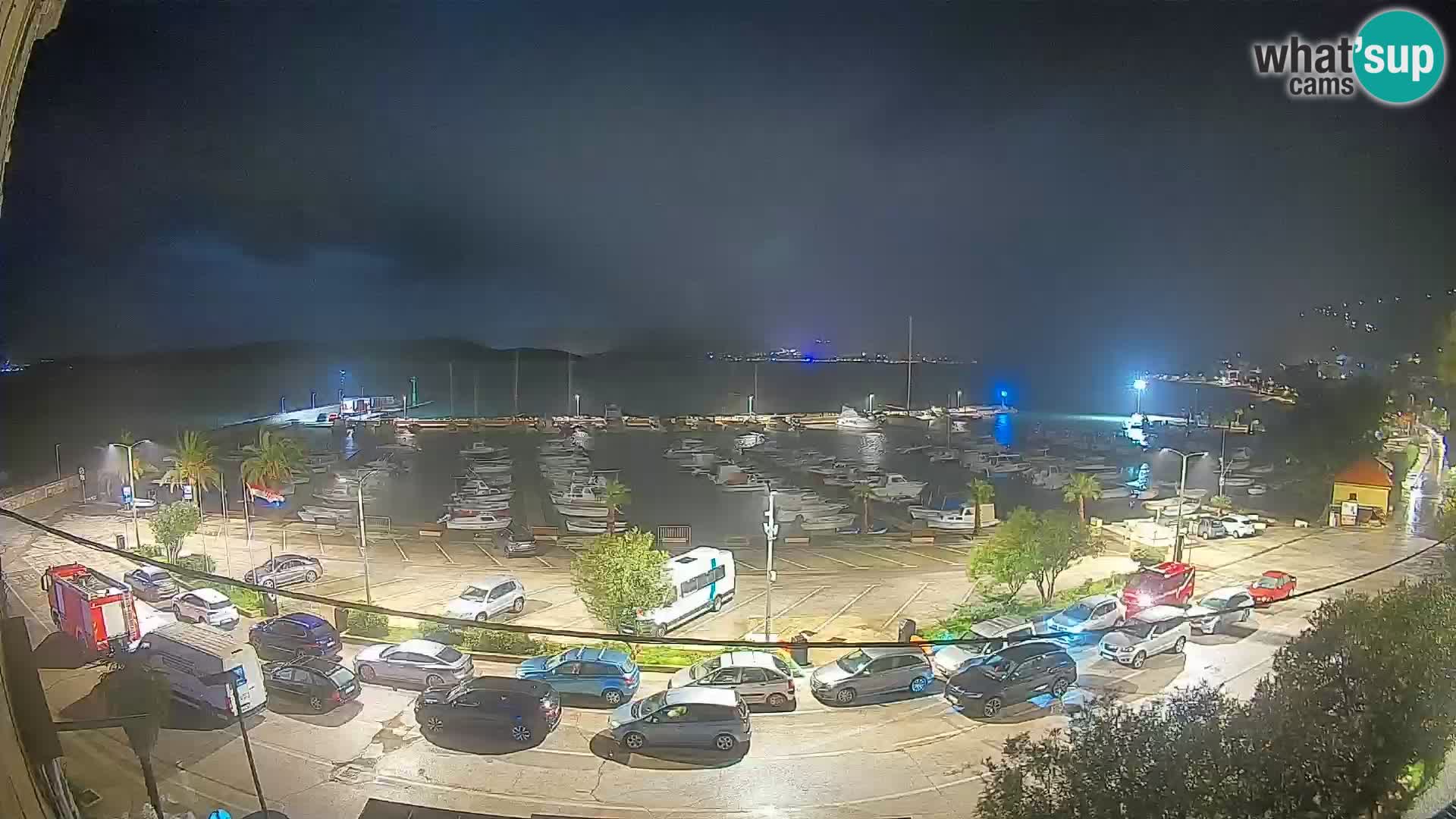 Web kamera Orebić Riva – Trajekt za Korčulu uživo