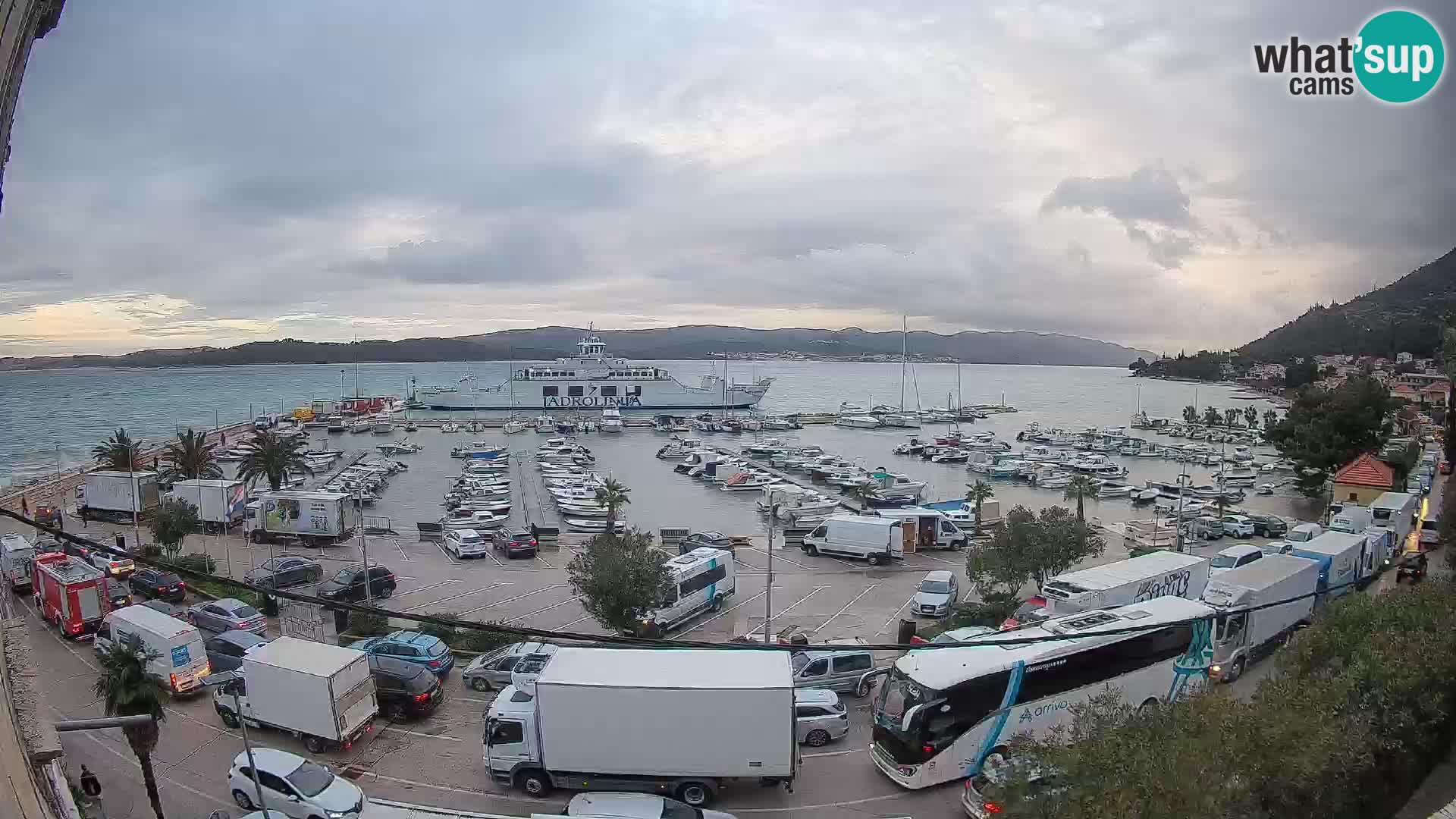 Webcam Orebić Uferpromenade – Fähre nach Korčula Live