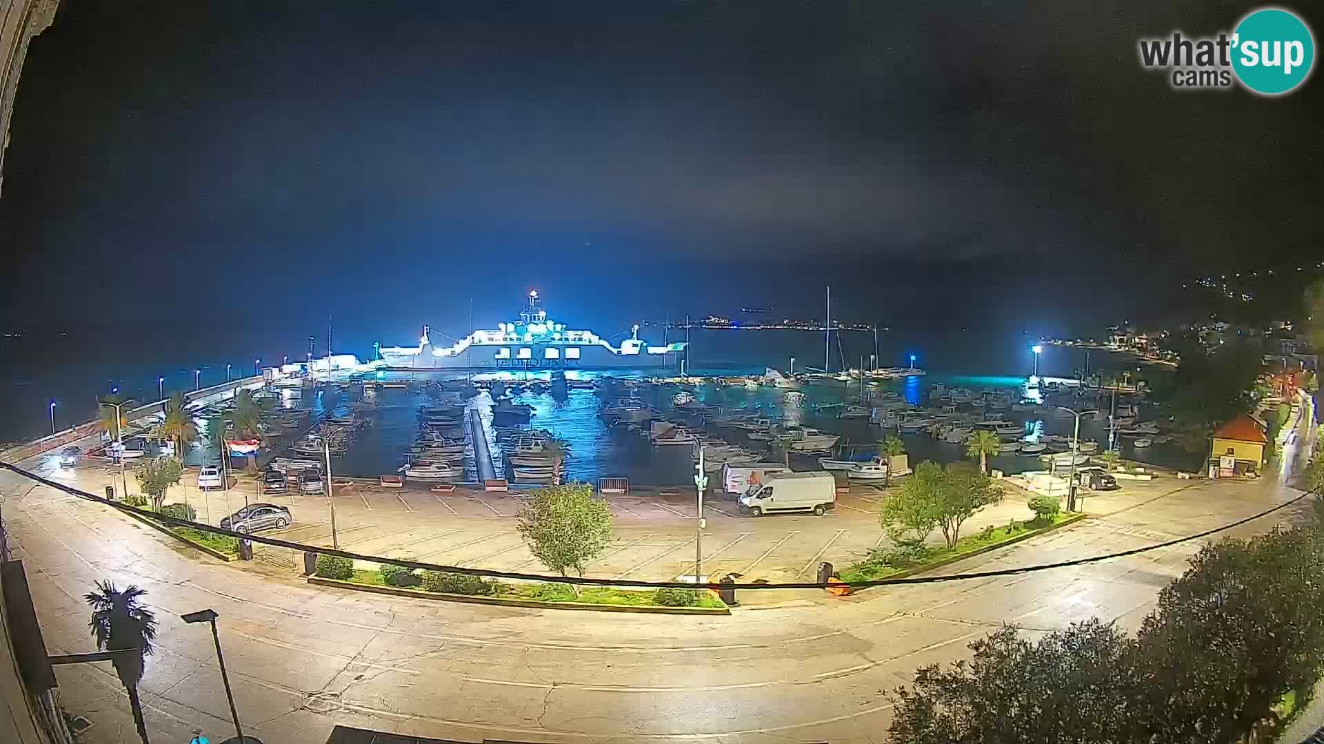 Spletna kamera Orebić Riva – Trajekt za Korčulo v živo