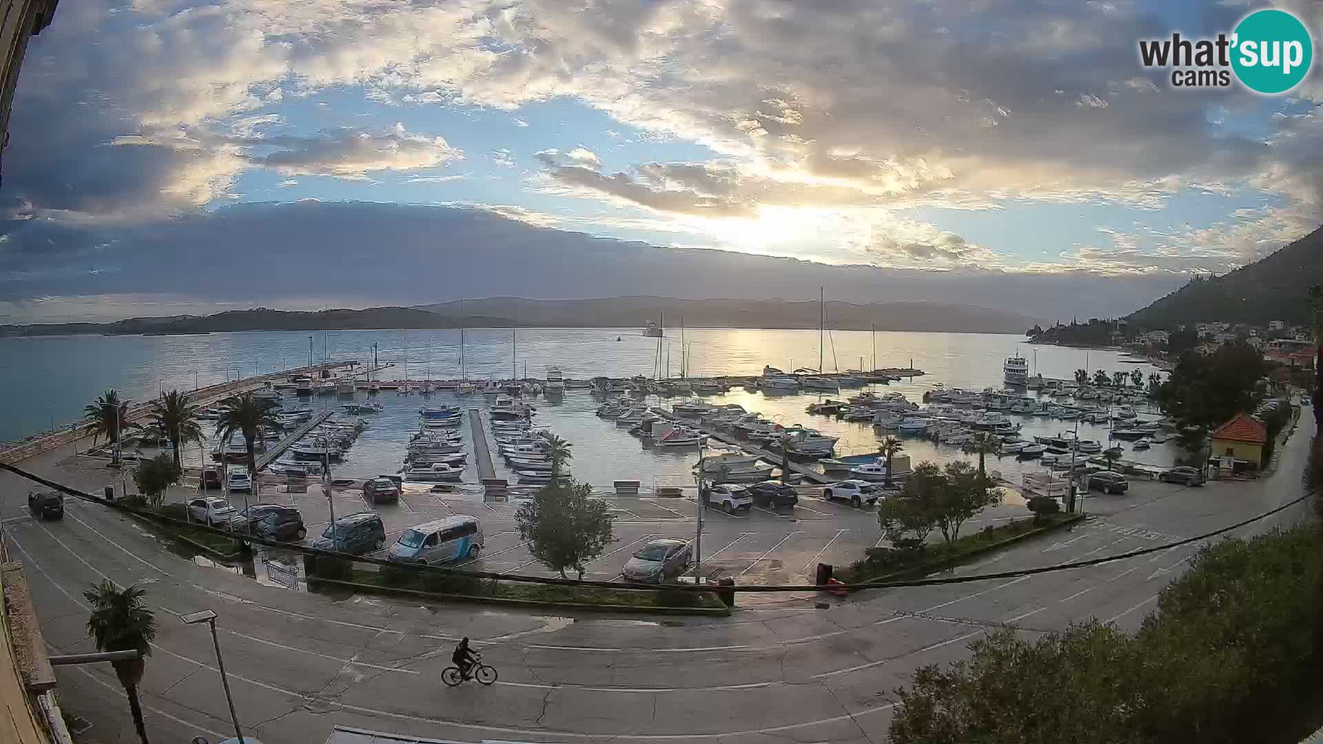 Spletna kamera Orebić Riva – Trajekt za Korčulo v živo