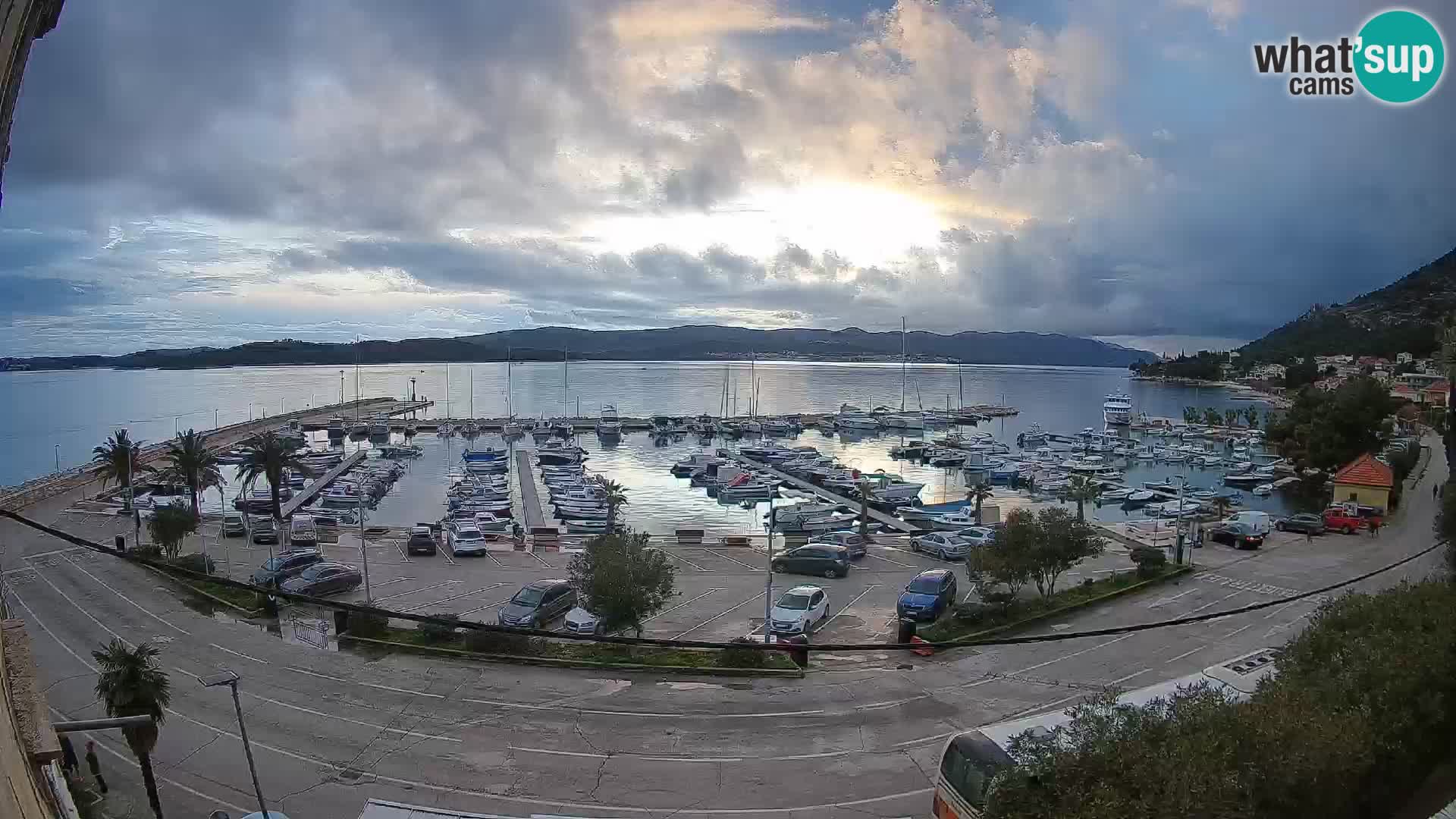 Spletna kamera Orebić Riva – Trajekt za Korčulo v živo