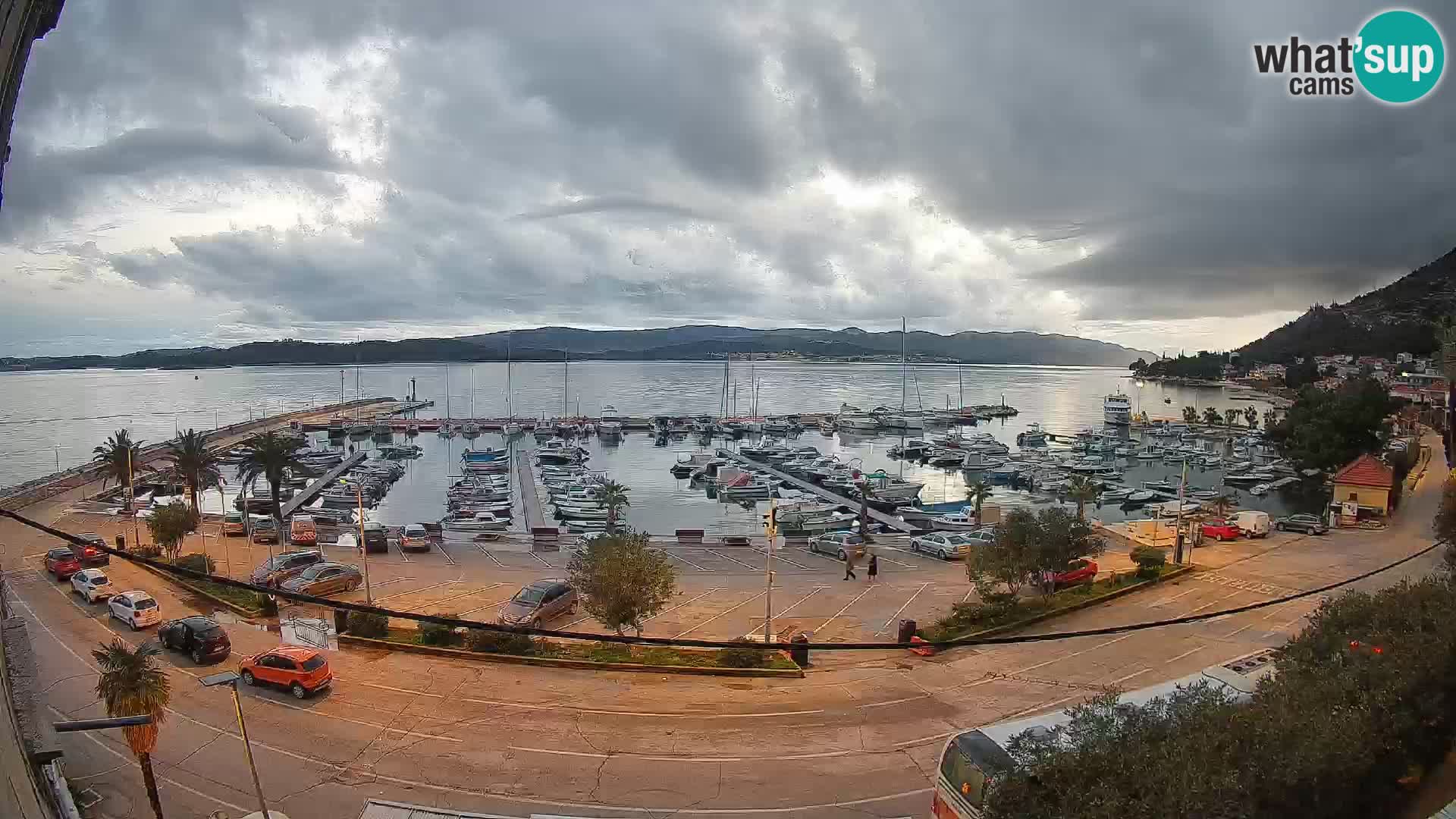 Spletna kamera Orebić Riva – Trajekt za Korčulo v živo