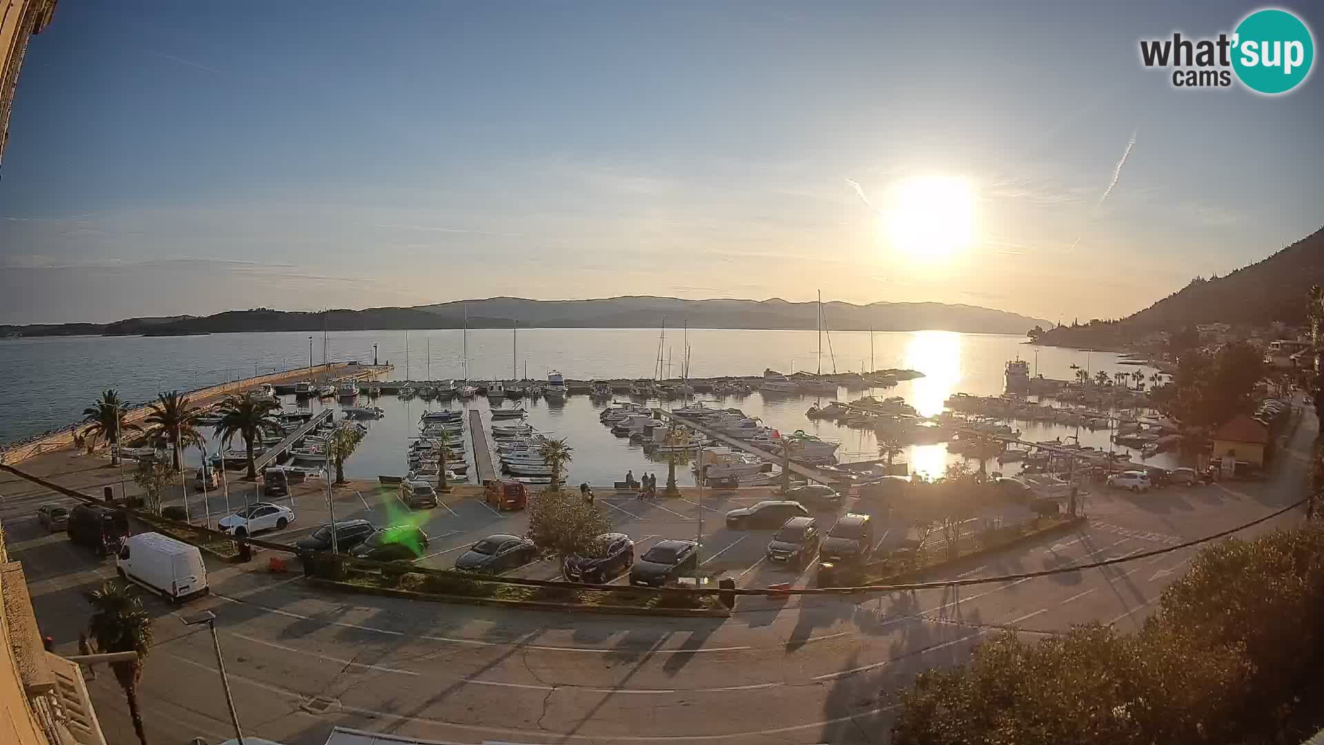 Web kamera Orebić Riva – Trajekt za Korčulu uživo