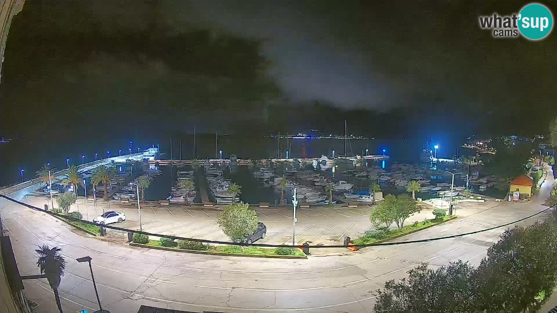 Web kamera Orebić Riva – Trajekt za Korčulu uživo