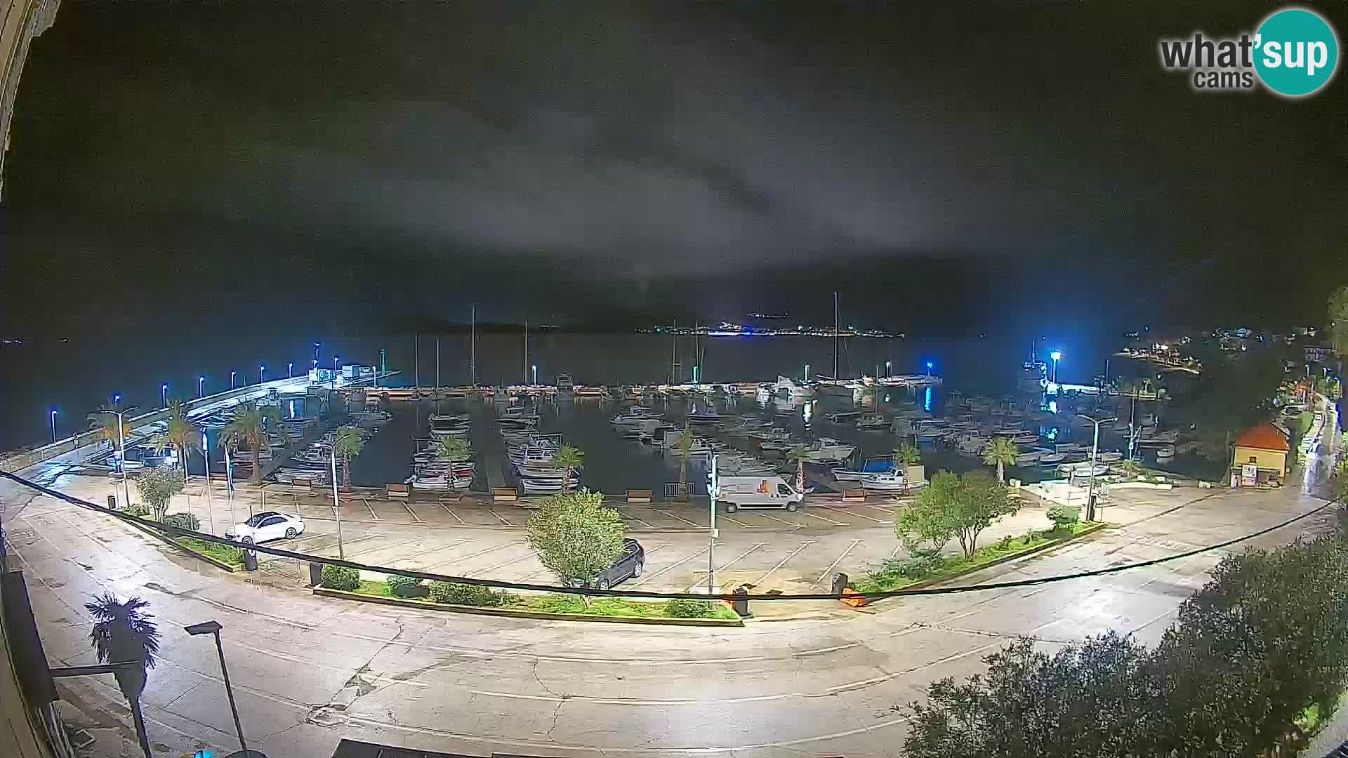 Web kamera Orebić Riva – Trajekt za Korčulu uživo