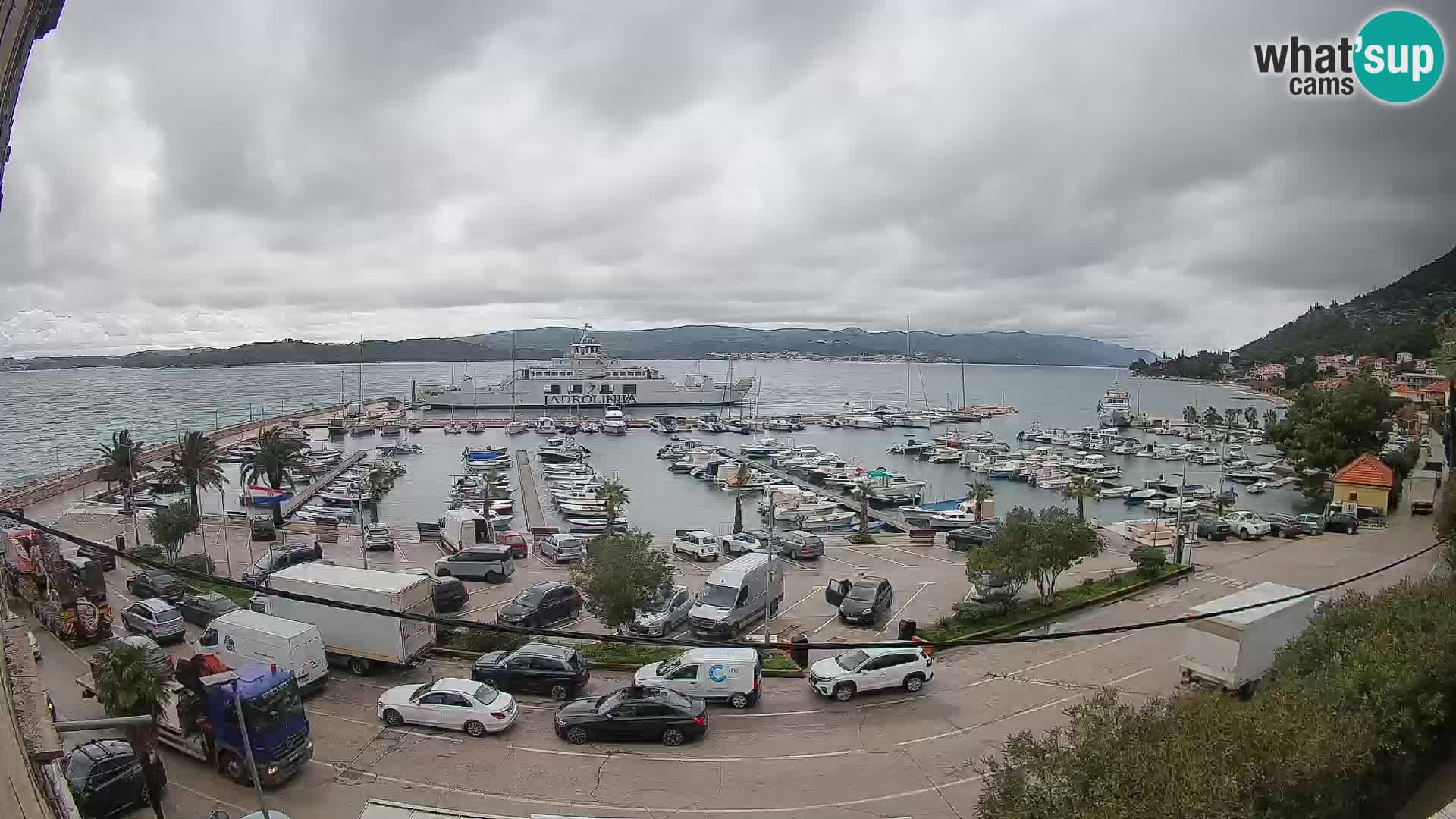 Web kamera Orebić Riva – Trajekt za Korčulu uživo