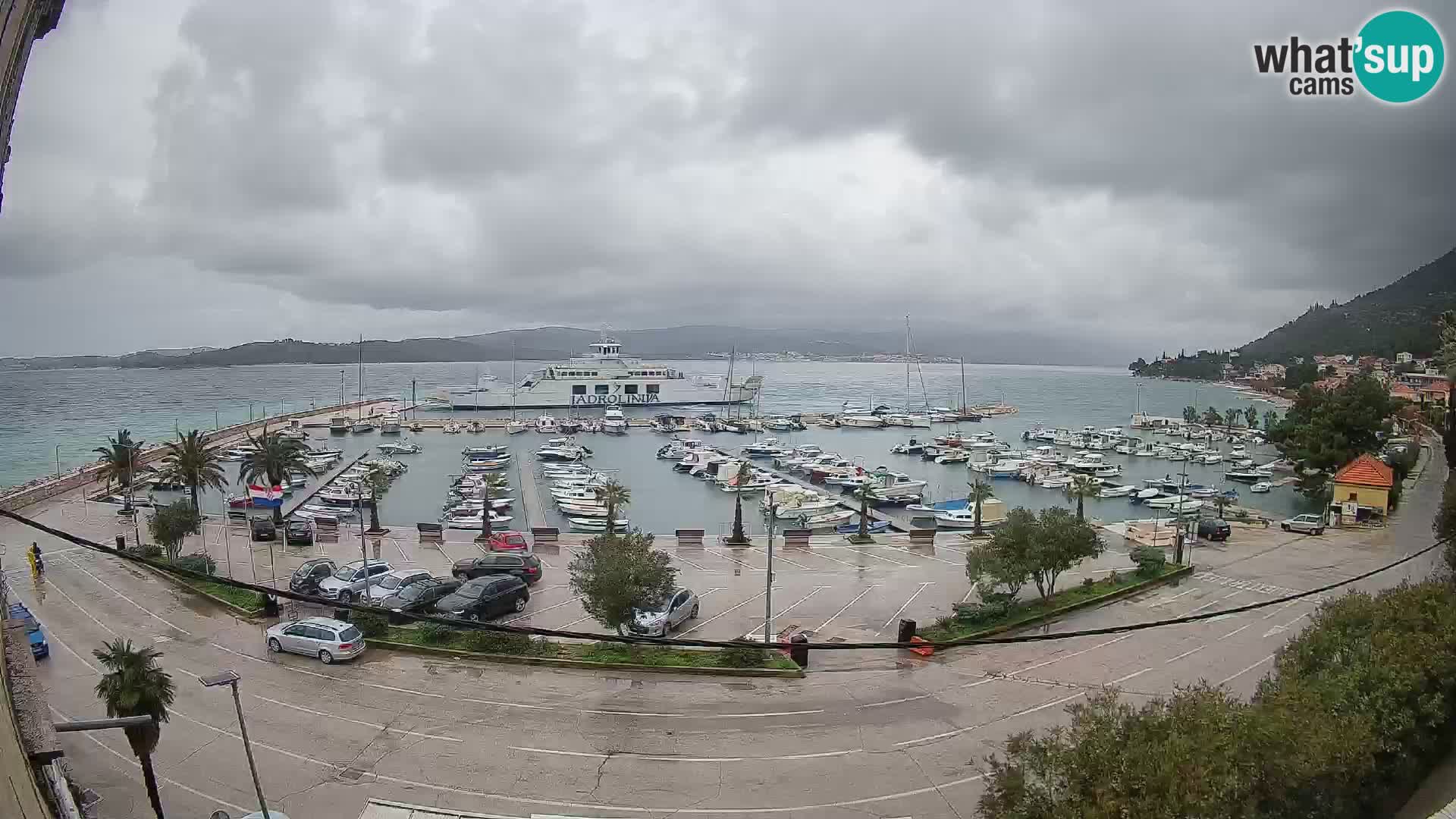 Web kamera Orebić Riva – Trajekt za Korčulu uživo