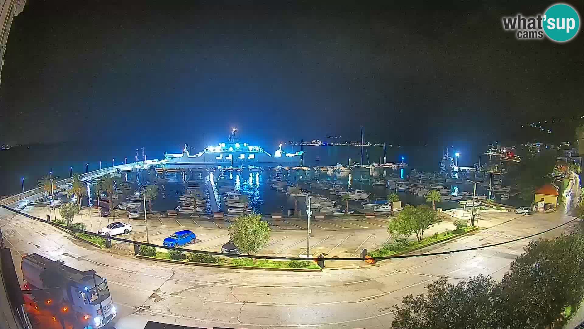 Spletna kamera Orebić Riva – Trajekt za Korčulo v živo