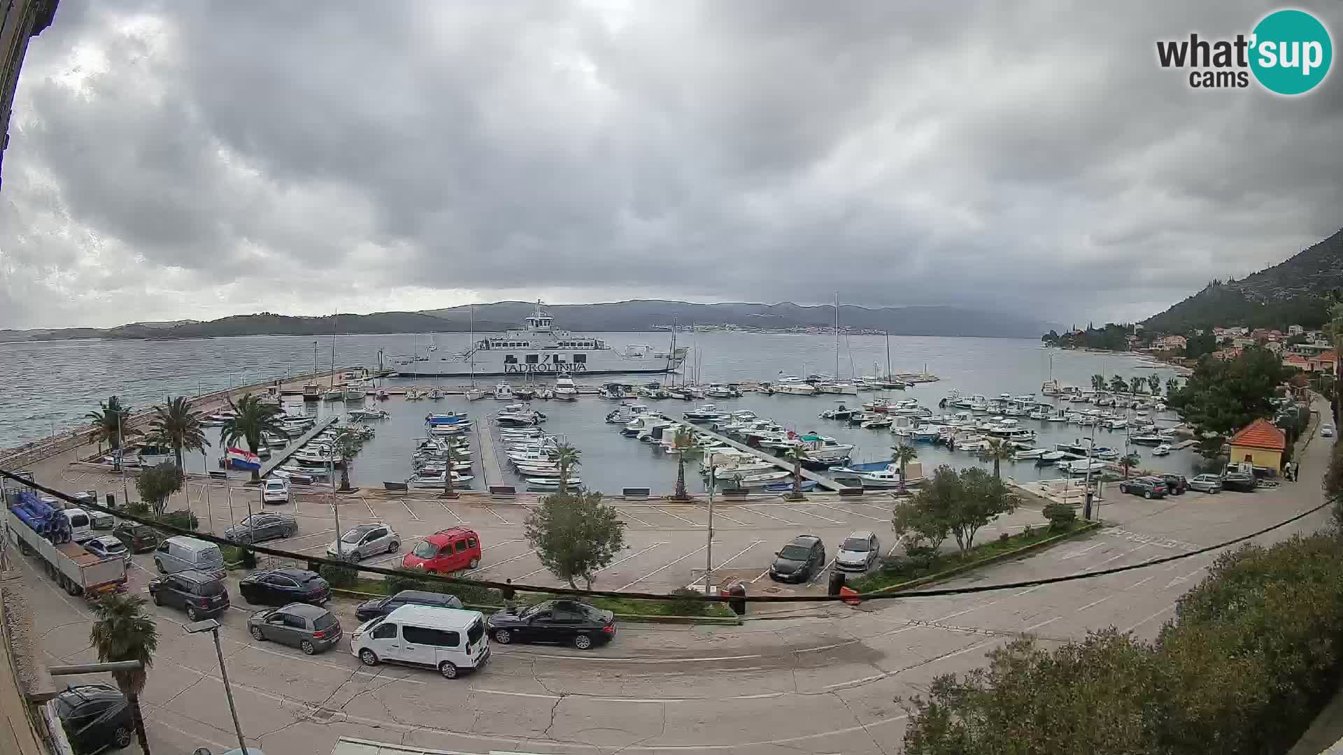 Web kamera Orebić Riva – Trajekt za Korčulu uživo