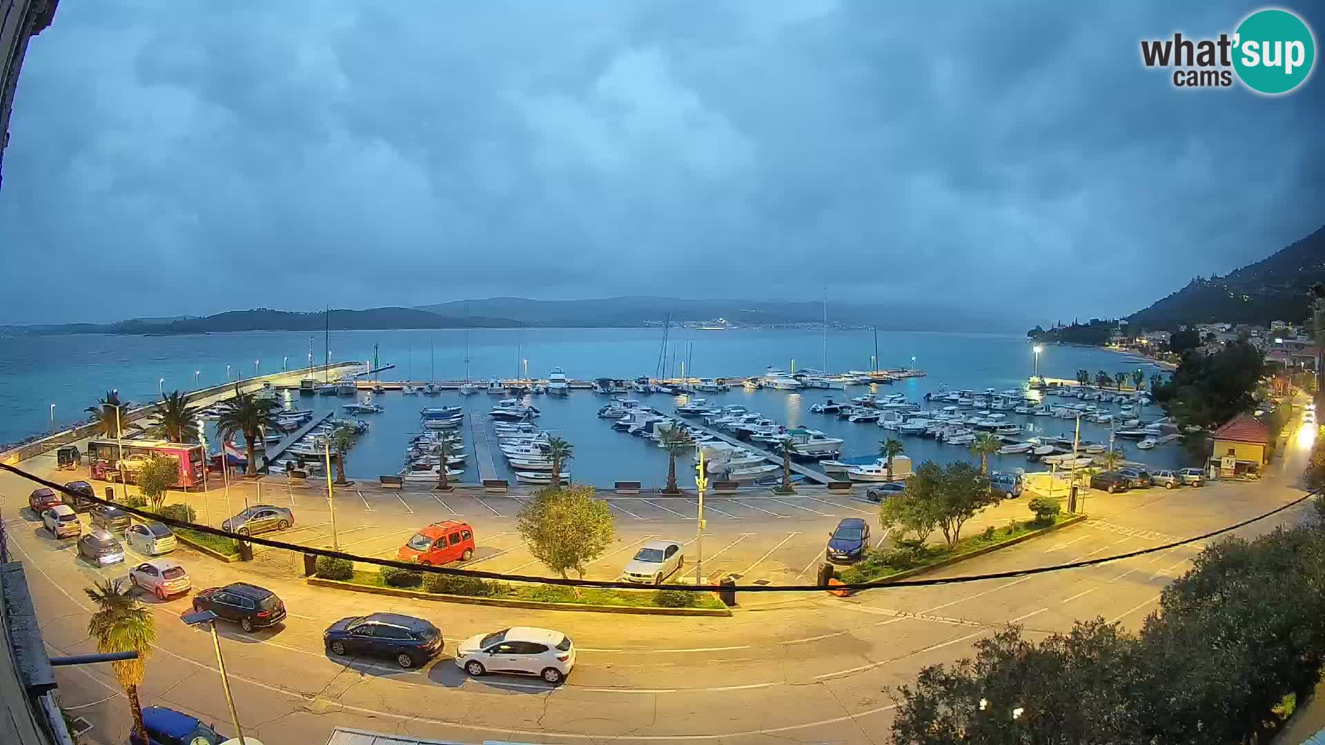 Web kamera Orebić Riva – Trajekt za Korčulu uživo