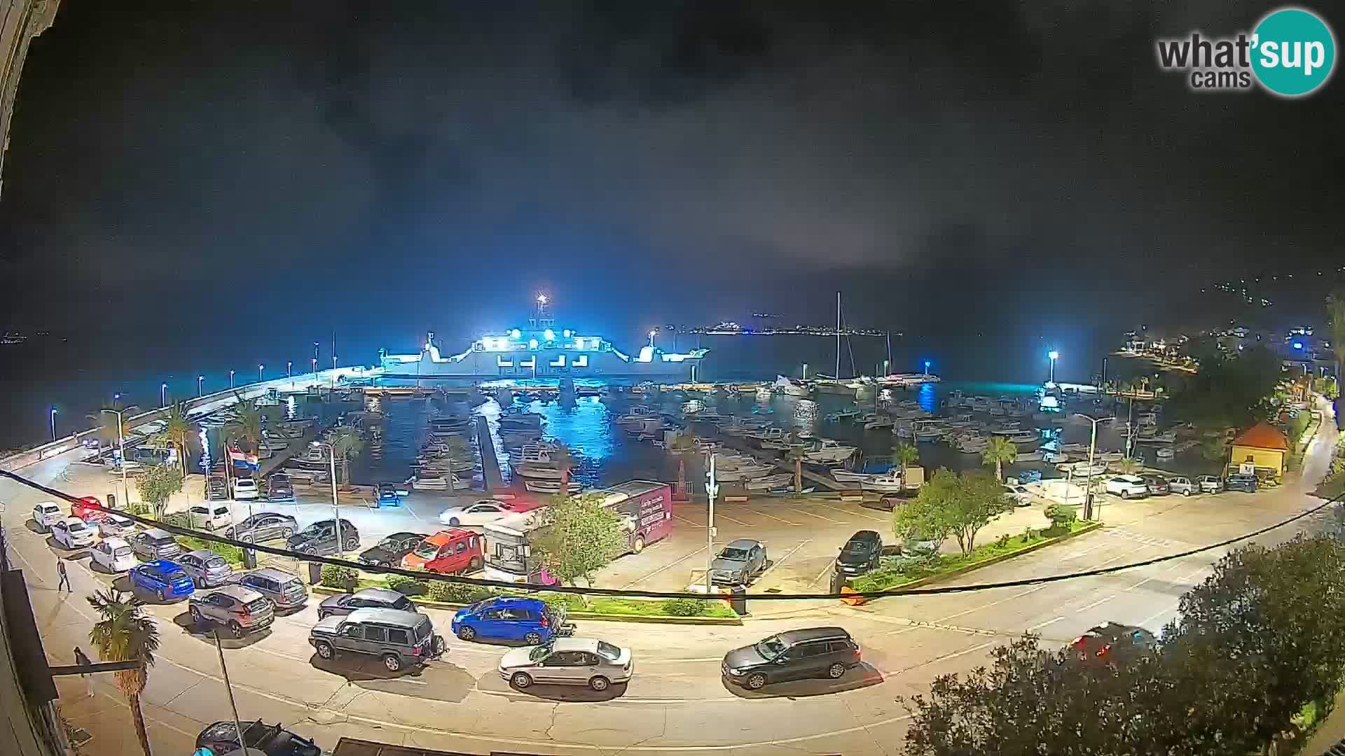 Web kamera Orebić Riva – Trajekt za Korčulu uživo