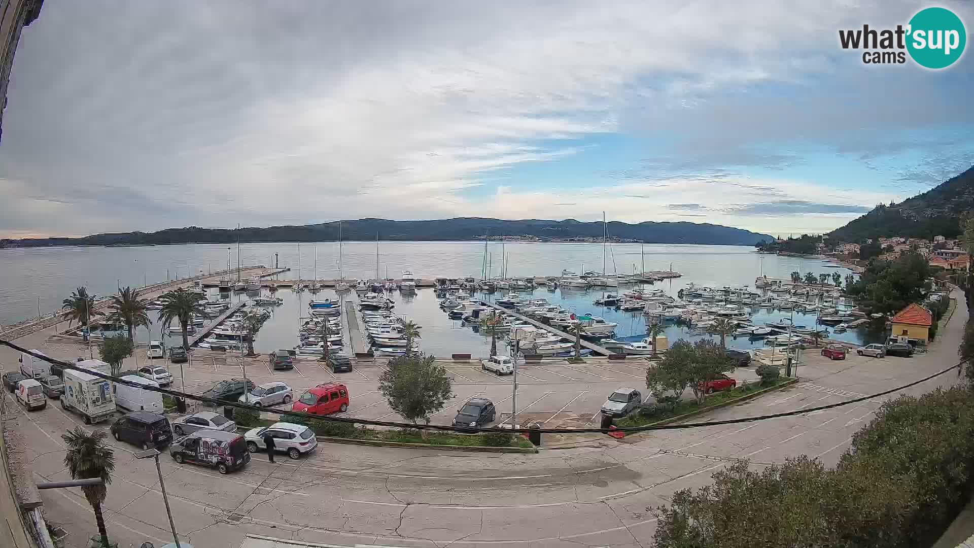 Web kamera Orebić Riva – Trajekt za Korčulu uživo