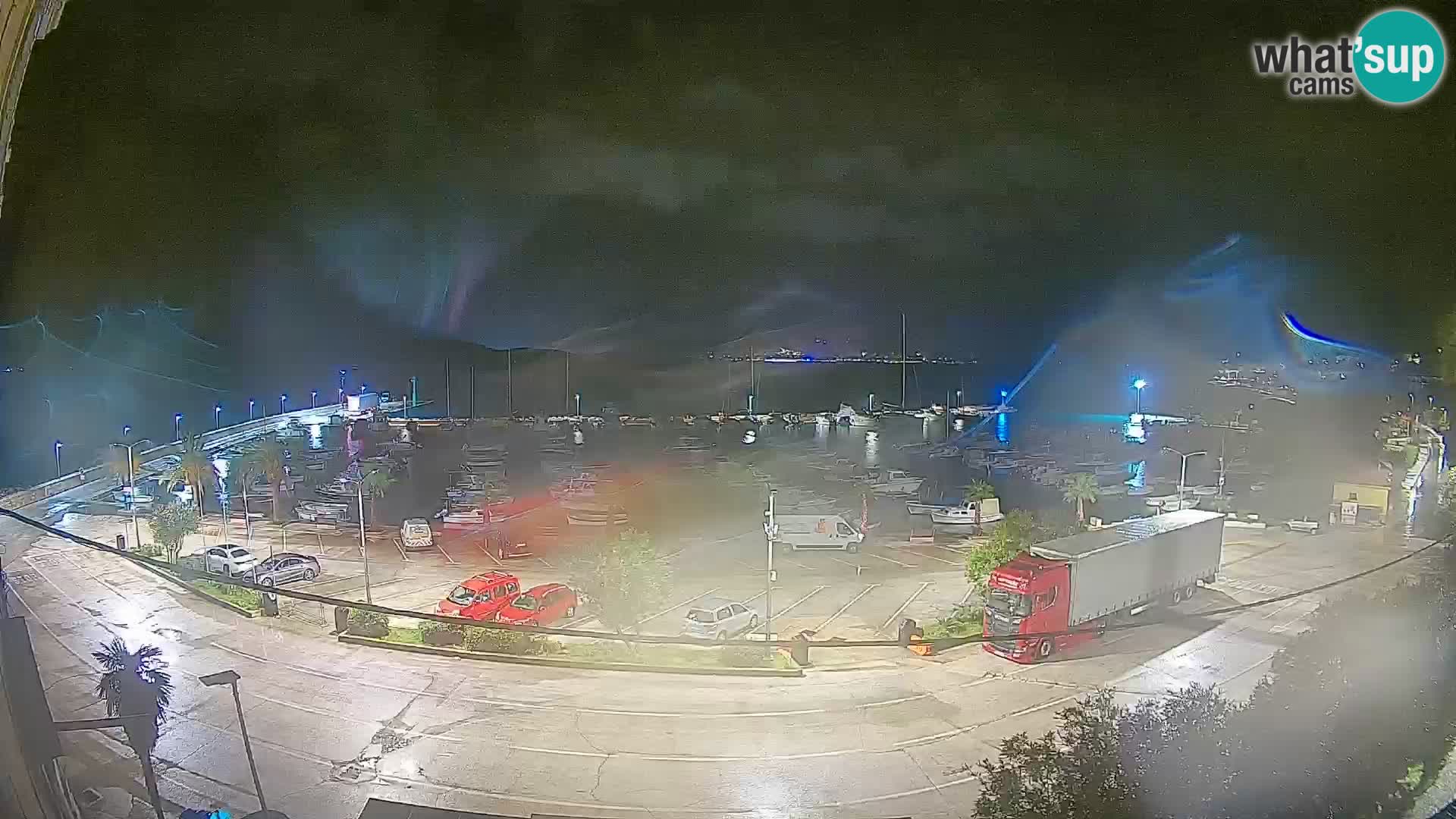 Web kamera Orebić Riva – Trajekt za Korčulu uživo