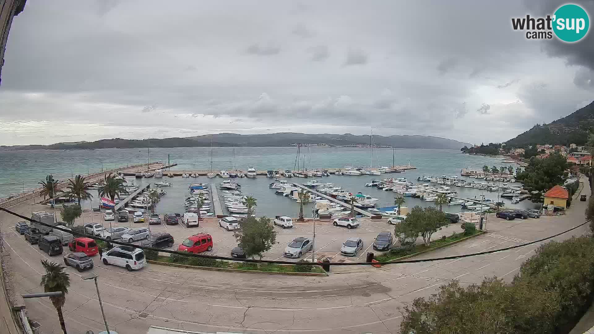 Web kamera Orebić Riva – Trajekt za Korčulu uživo