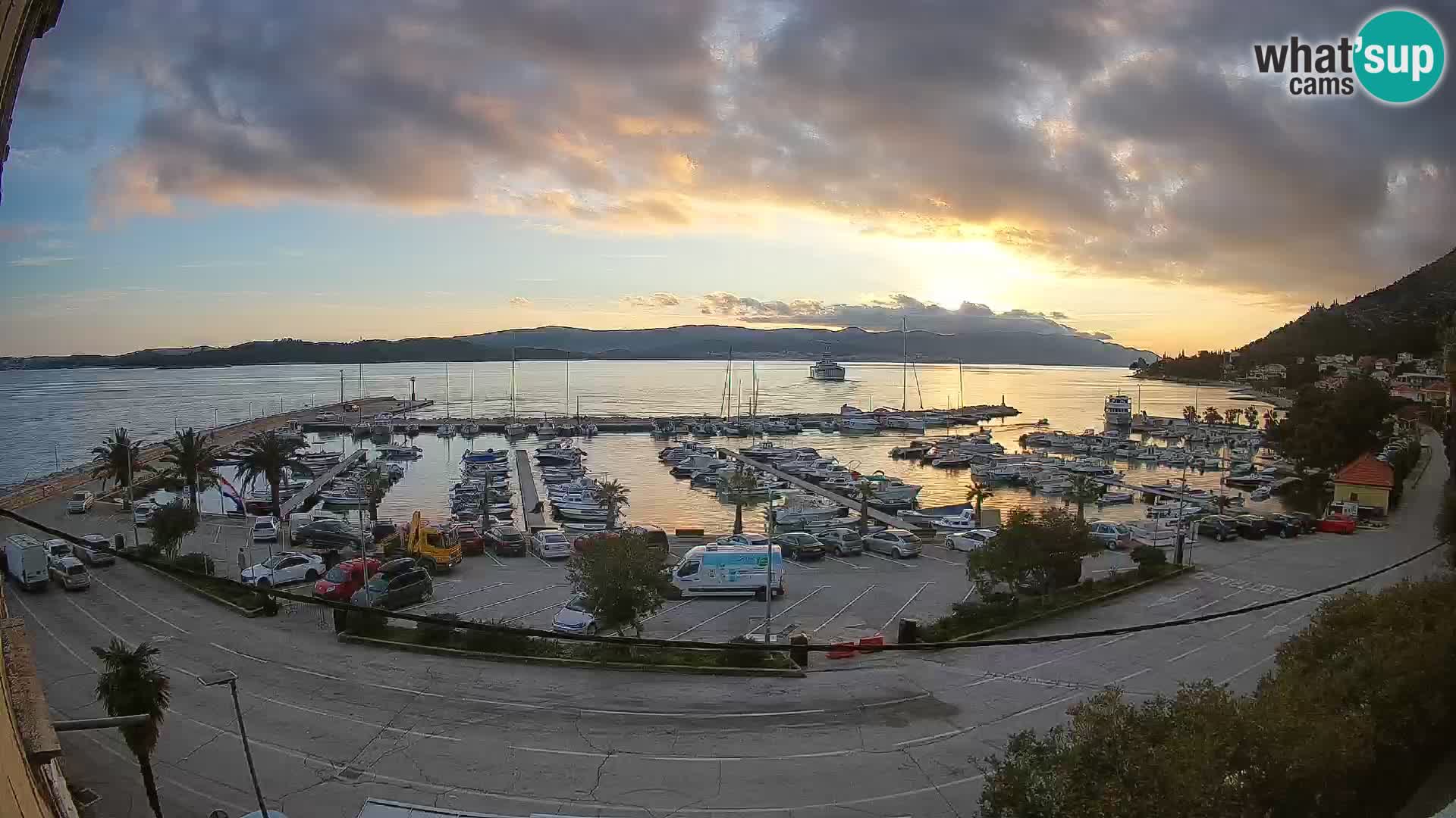 Webcam Orebić Riva – Ferry to Korčula Live