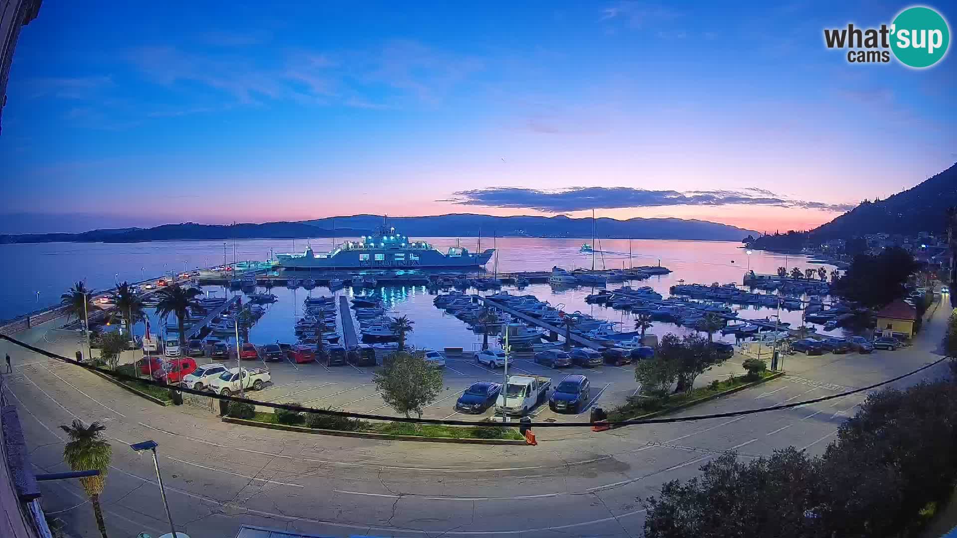 Web kamera Orebić Riva – Trajekt za Korčulu uživo