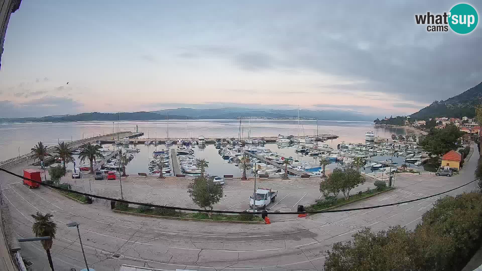 Spletna kamera Orebić Riva – Trajekt za Korčulo v živo