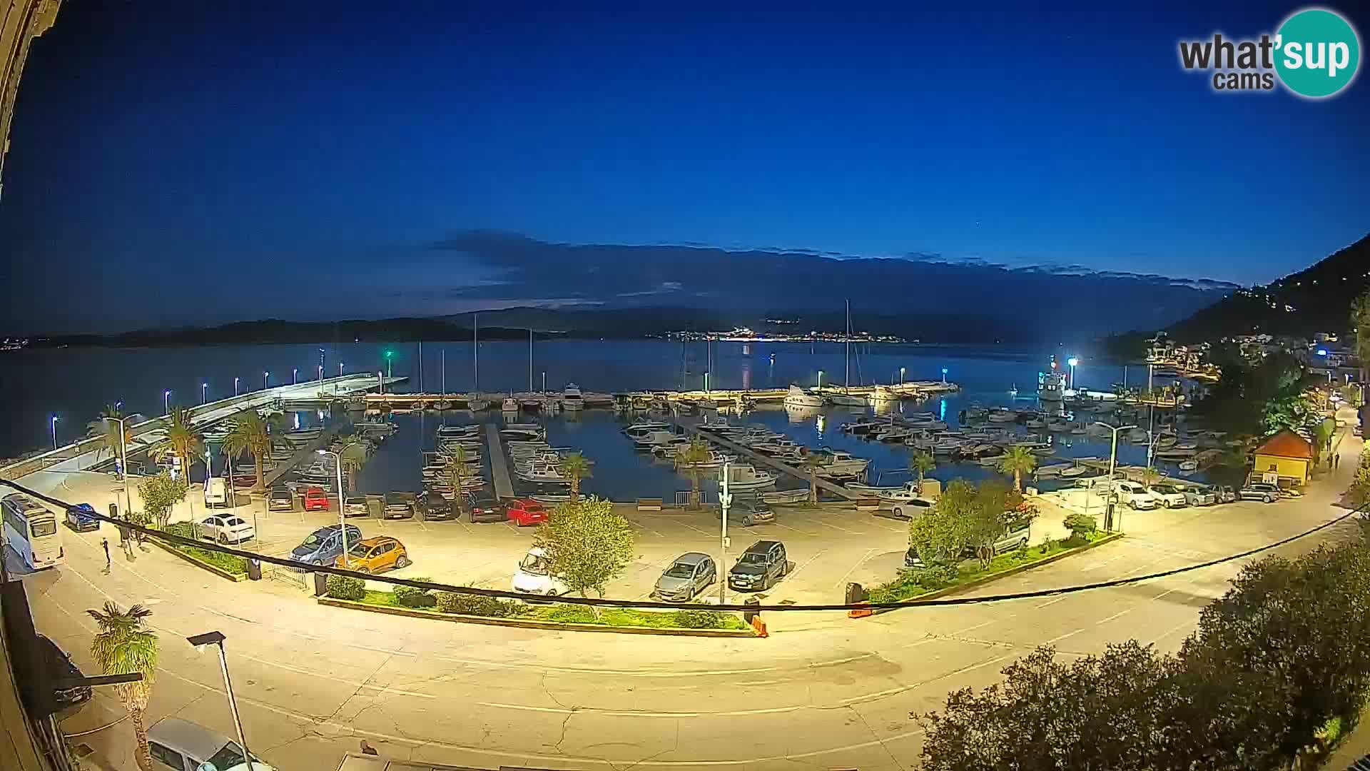 Web kamera Orebić Riva – Trajekt za Korčulu uživo