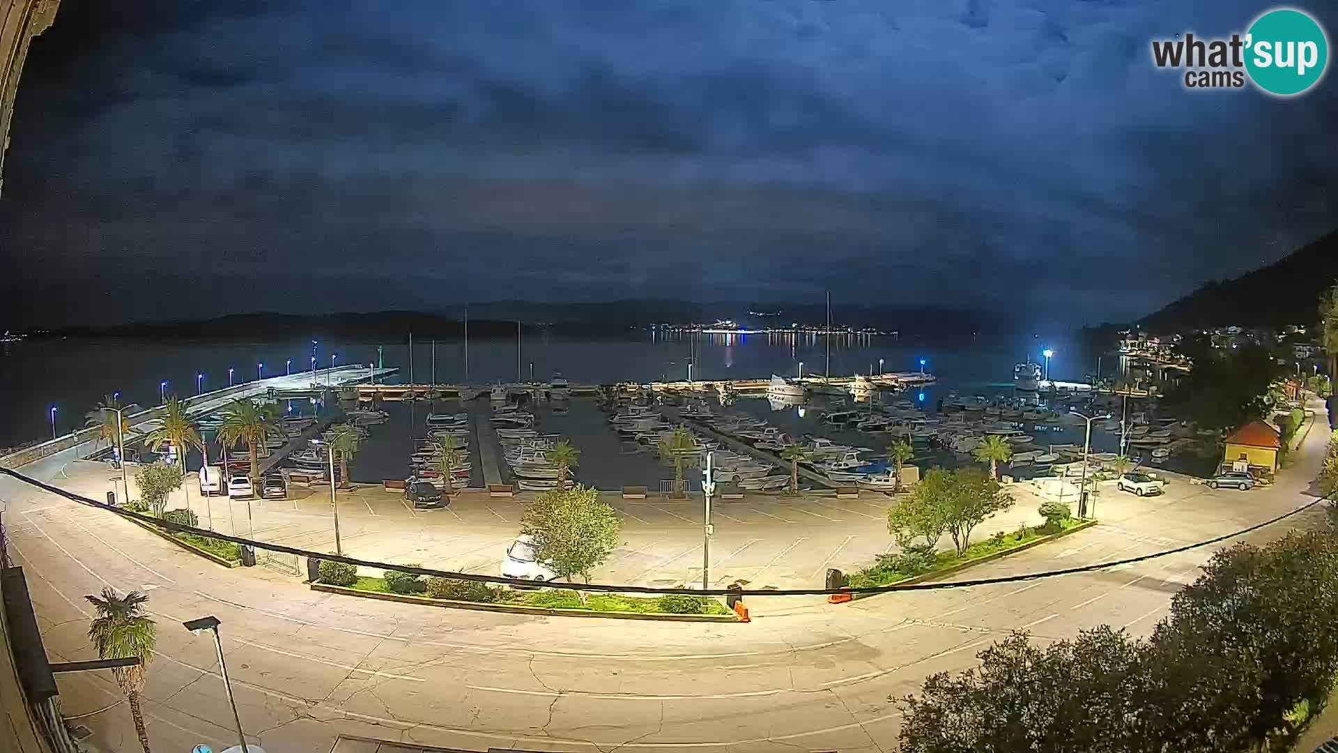 Spletna kamera Orebić Riva – Trajekt za Korčulo v živo