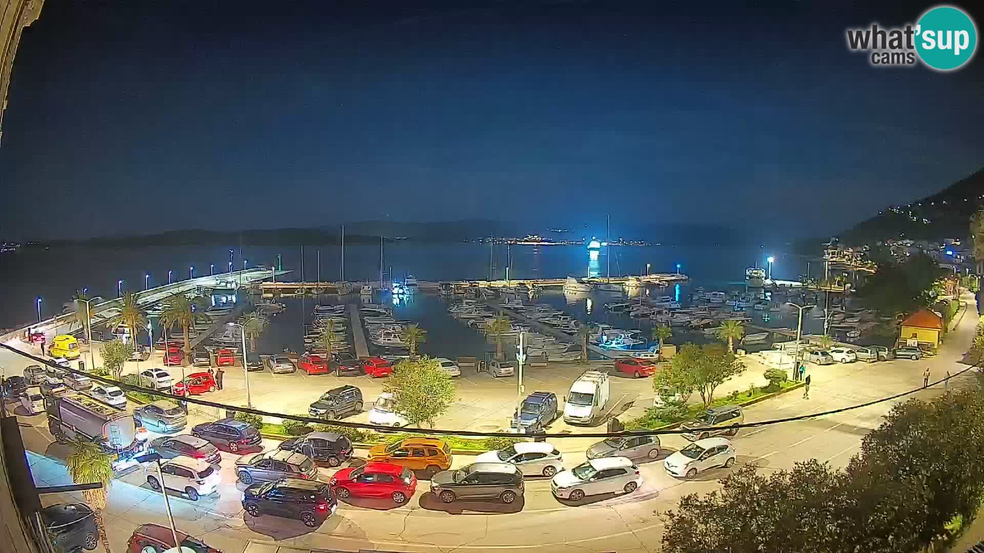 Web kamera Orebić Riva – Trajekt za Korčulu uživo