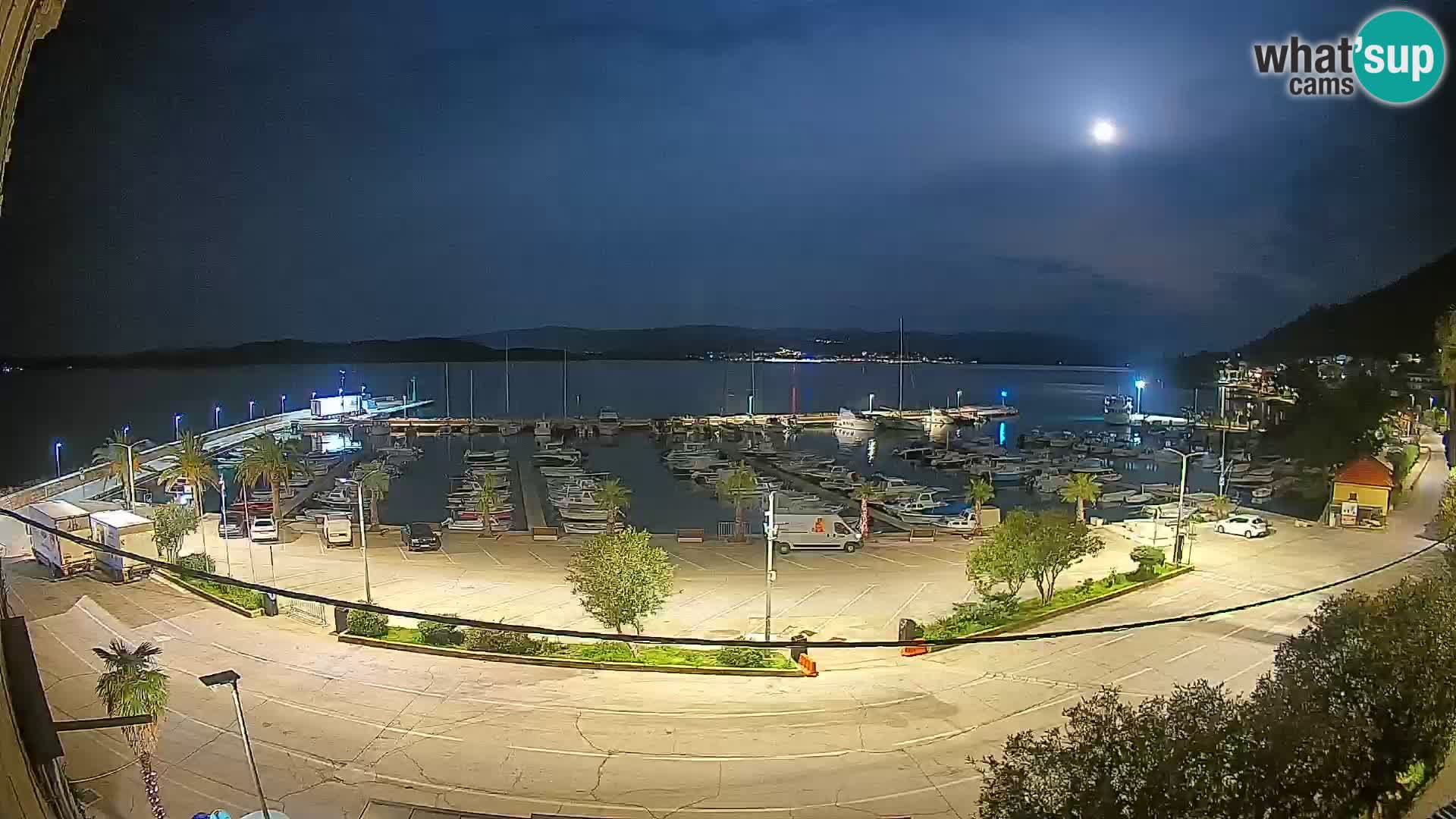 Spletna kamera Orebić Riva – Trajekt za Korčulo v živo