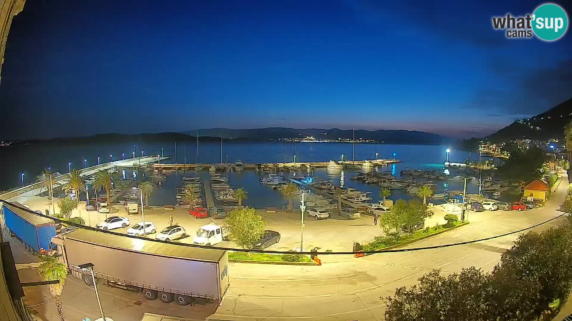Webcam Orebić Uferpromenade – Fähre nach Korčula Live