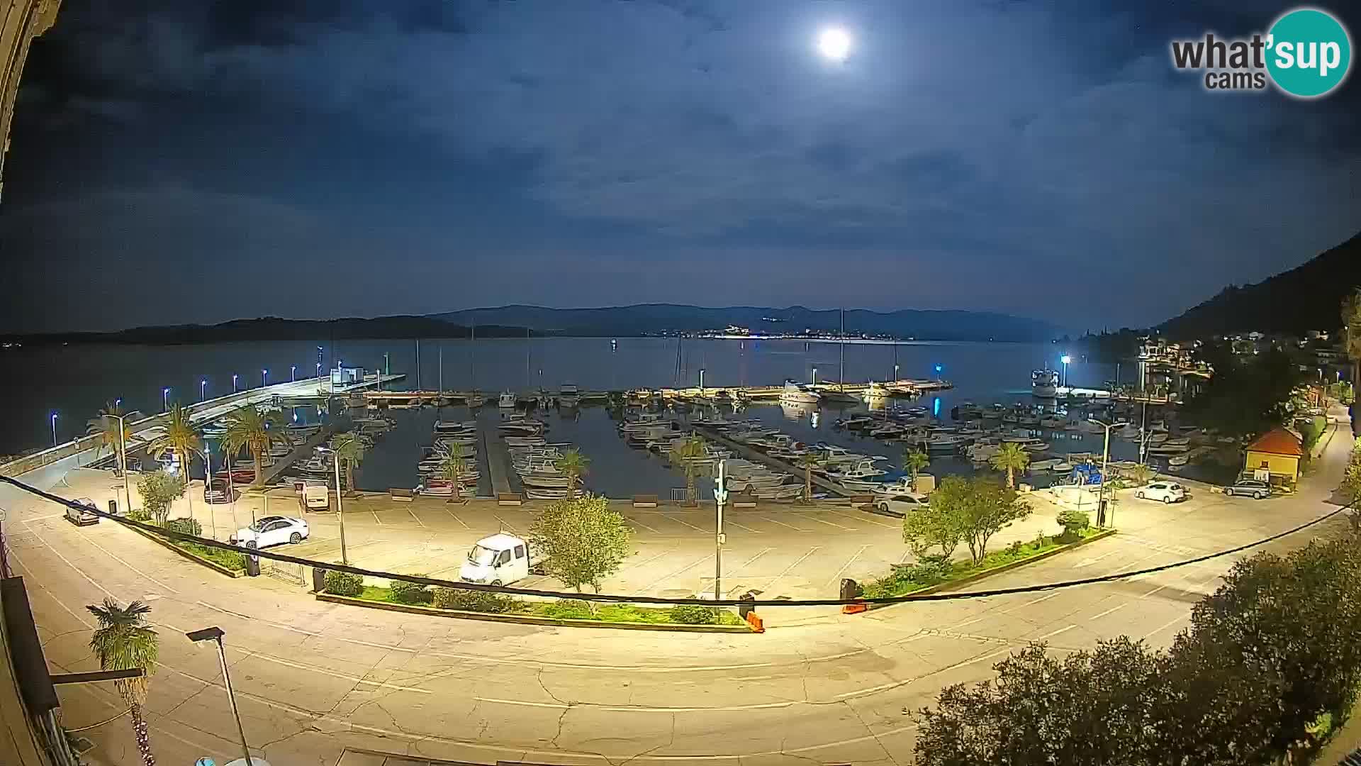 Webcam Orebić Riva – Ferry to Korčula Live