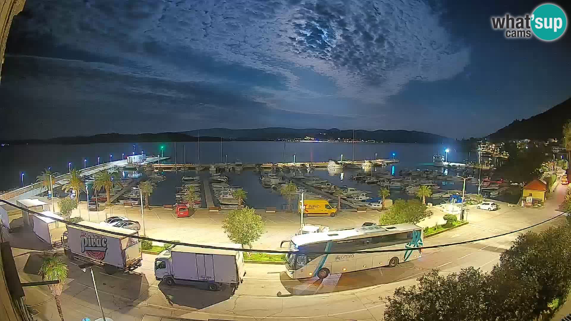 Spletna kamera Orebić Riva – Trajekt za Korčulo v živo