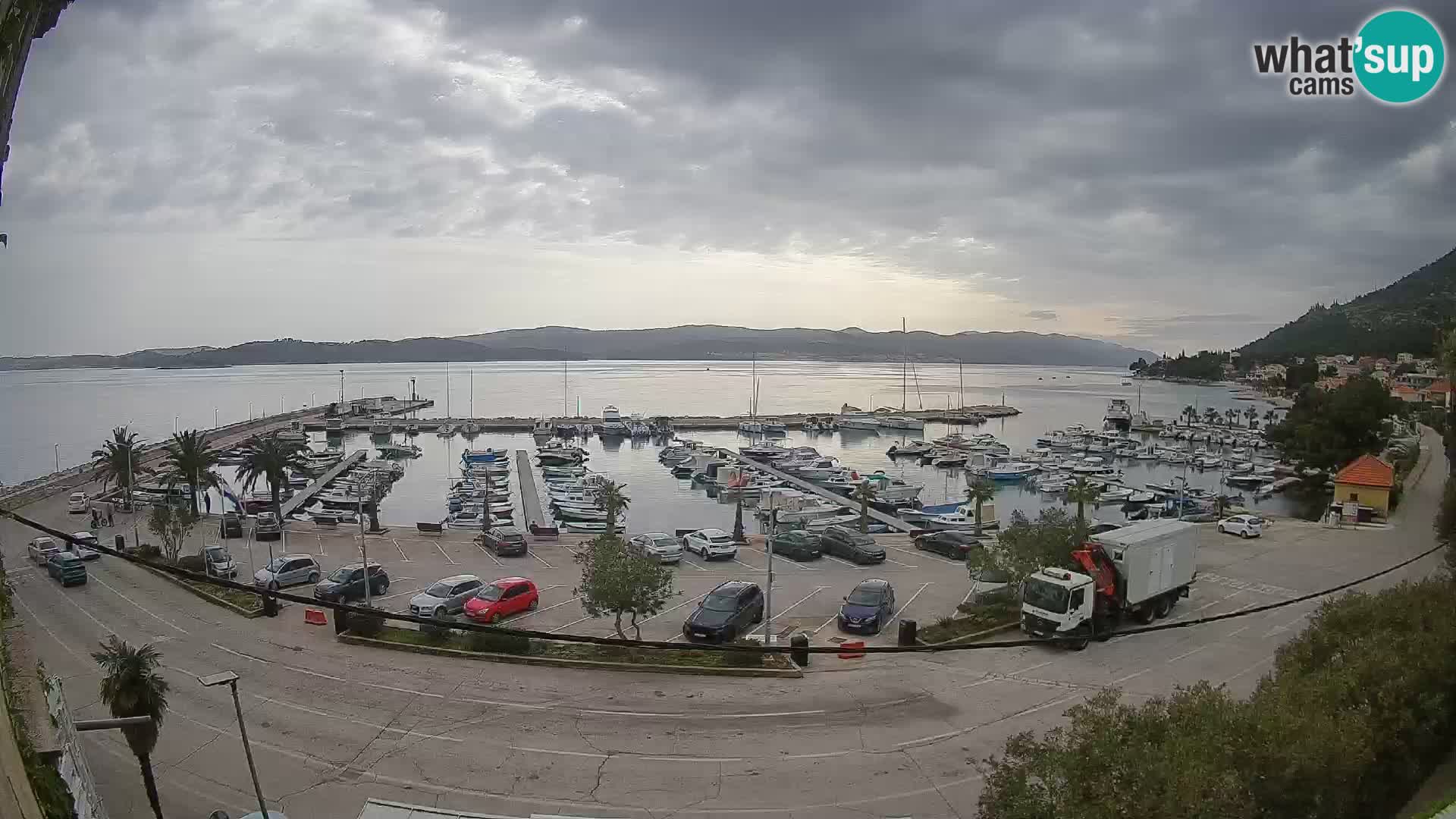 Web kamera Orebić Riva – Trajekt za Korčulu uživo