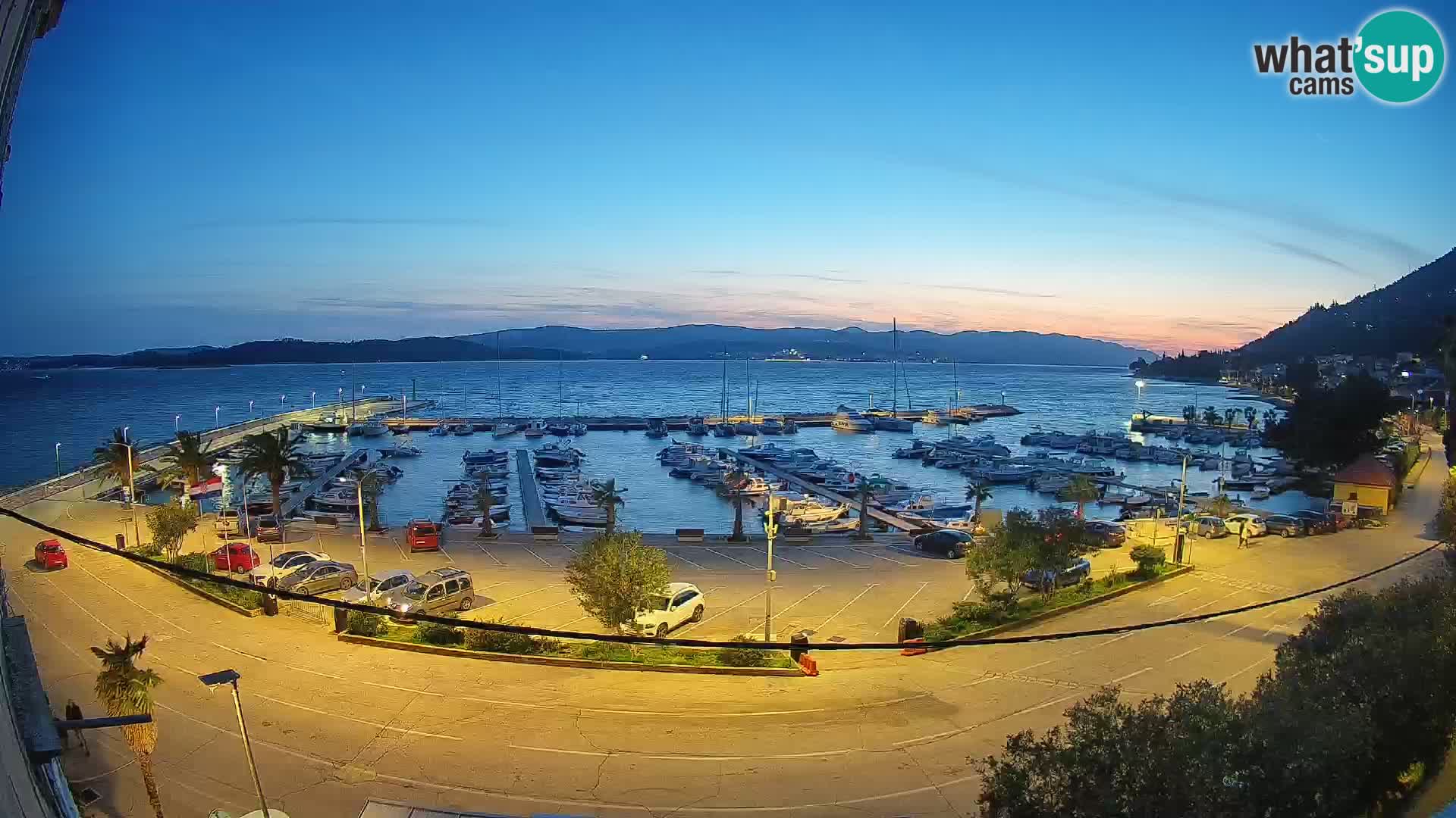 Web kamera Orebić Riva – Trajekt za Korčulu uživo