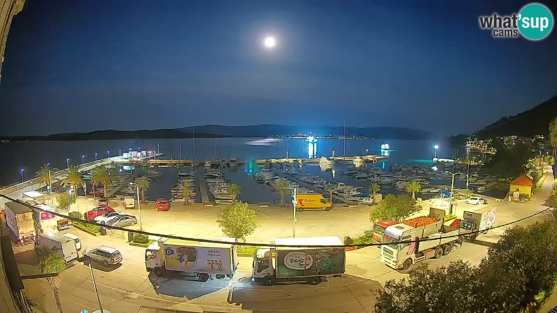 Web kamera Orebić Riva – Trajekt za Korčulu uživo