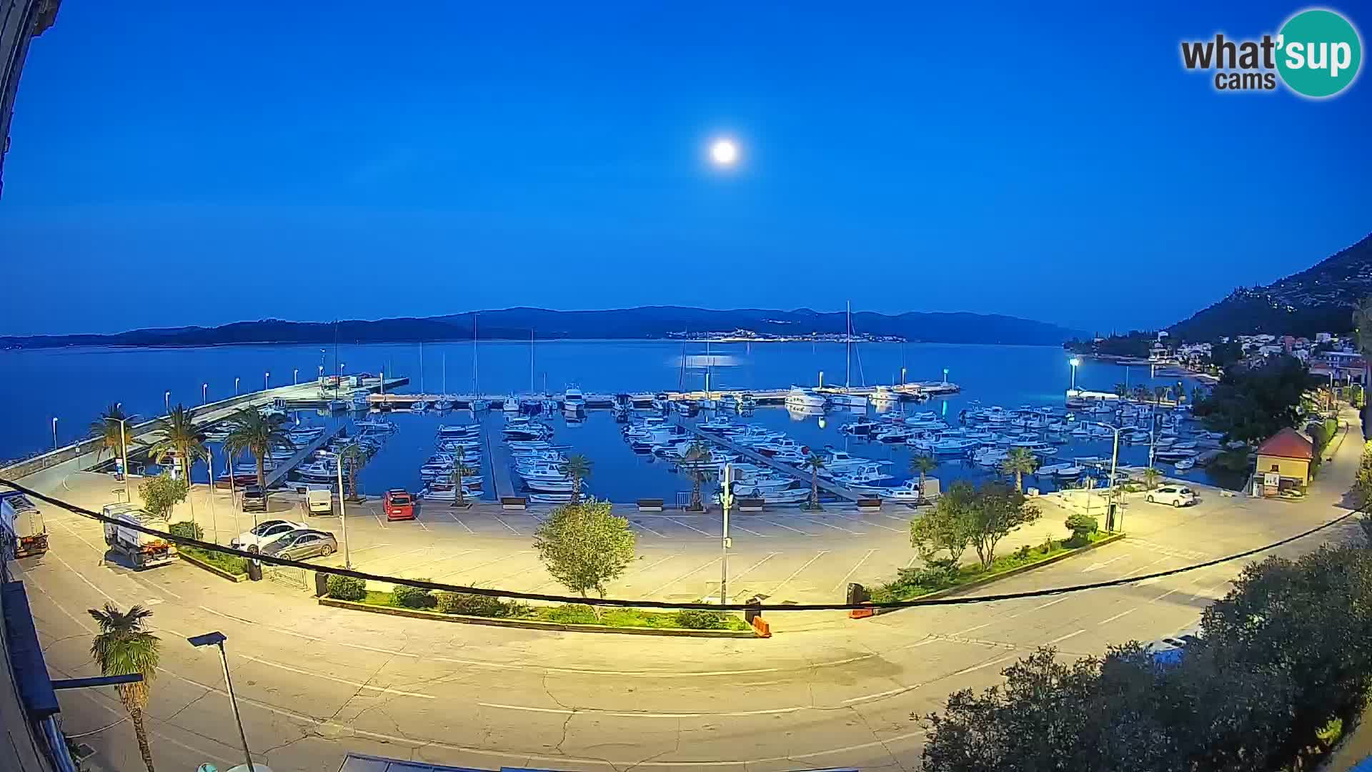 Webcam Orebić Riva – Ferry to Korčula Live