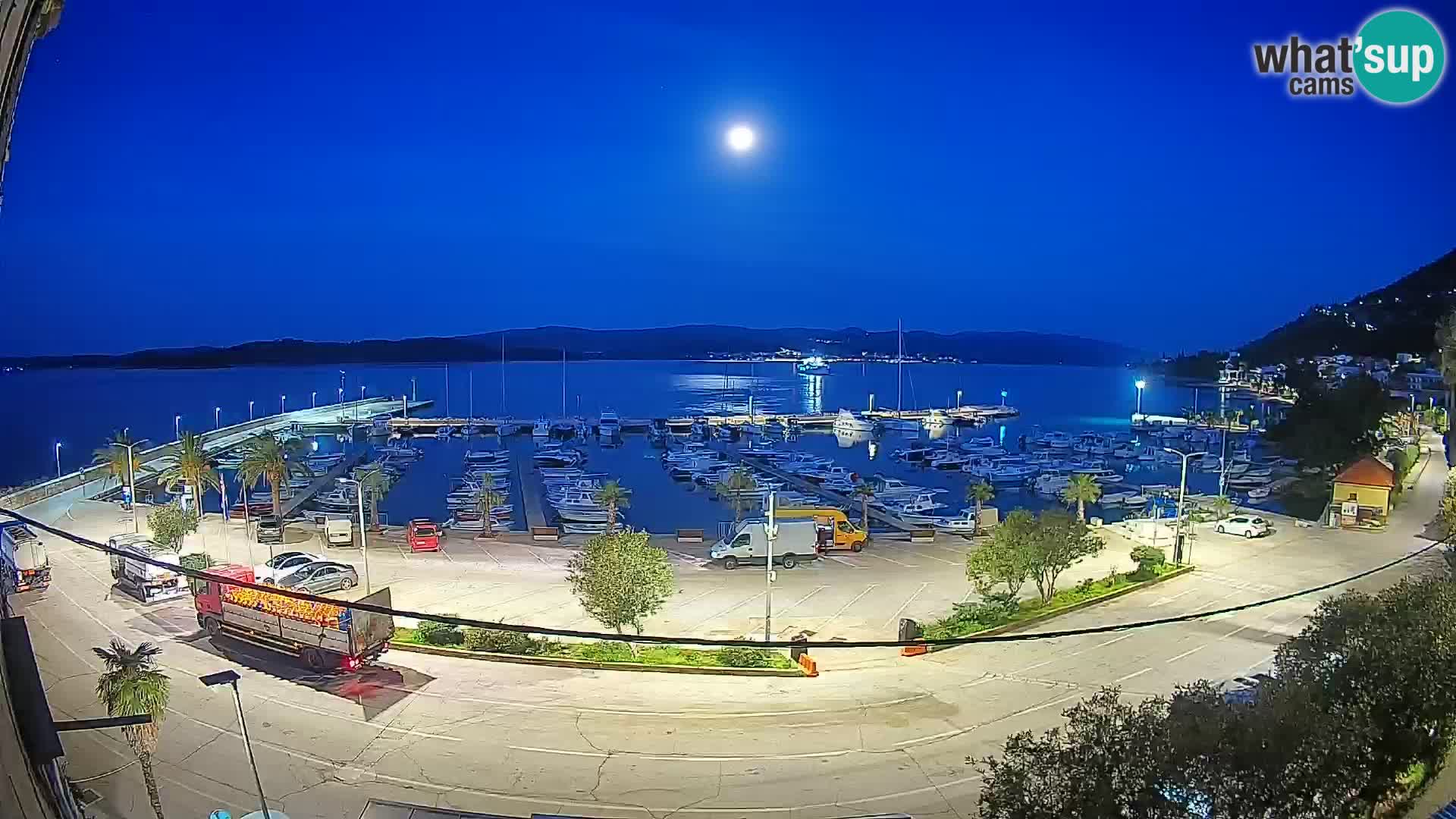 Webcam Orebić Uferpromenade – Fähre nach Korčula Live