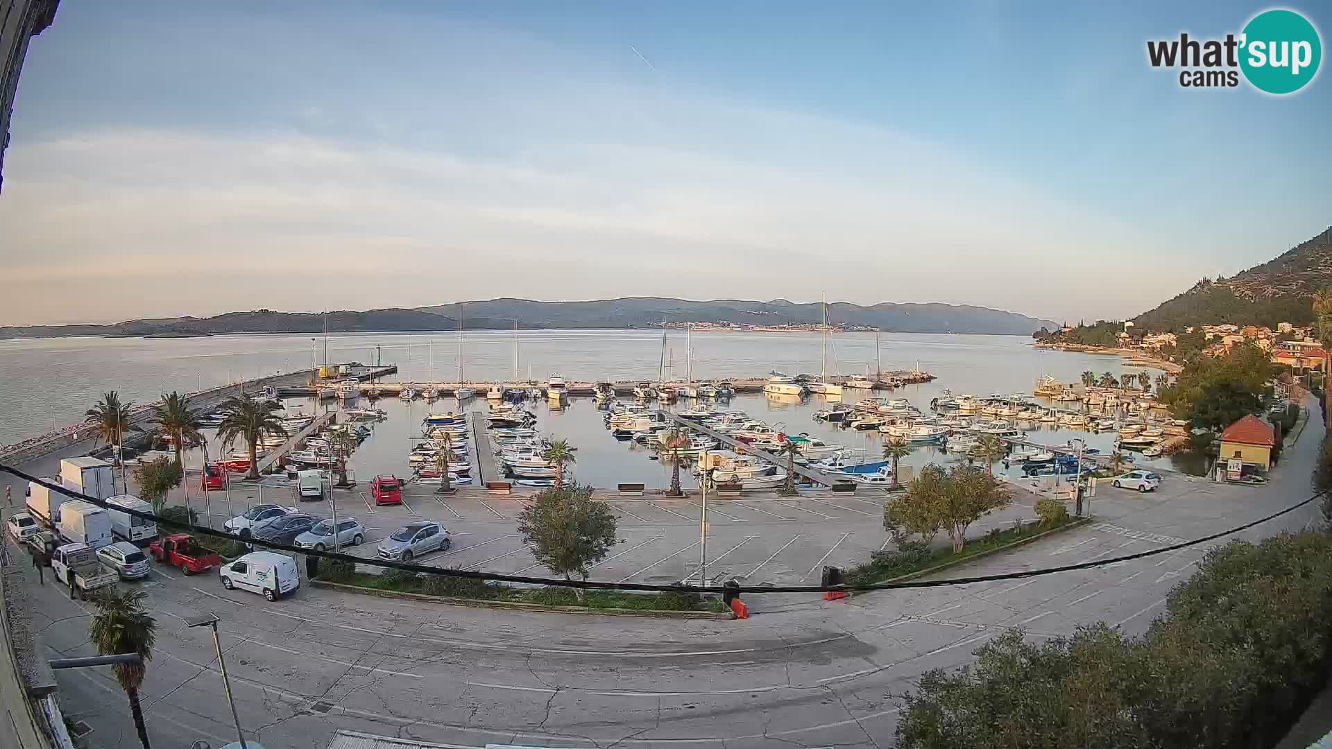 Web kamera Orebić Riva – Trajekt za Korčulu uživo