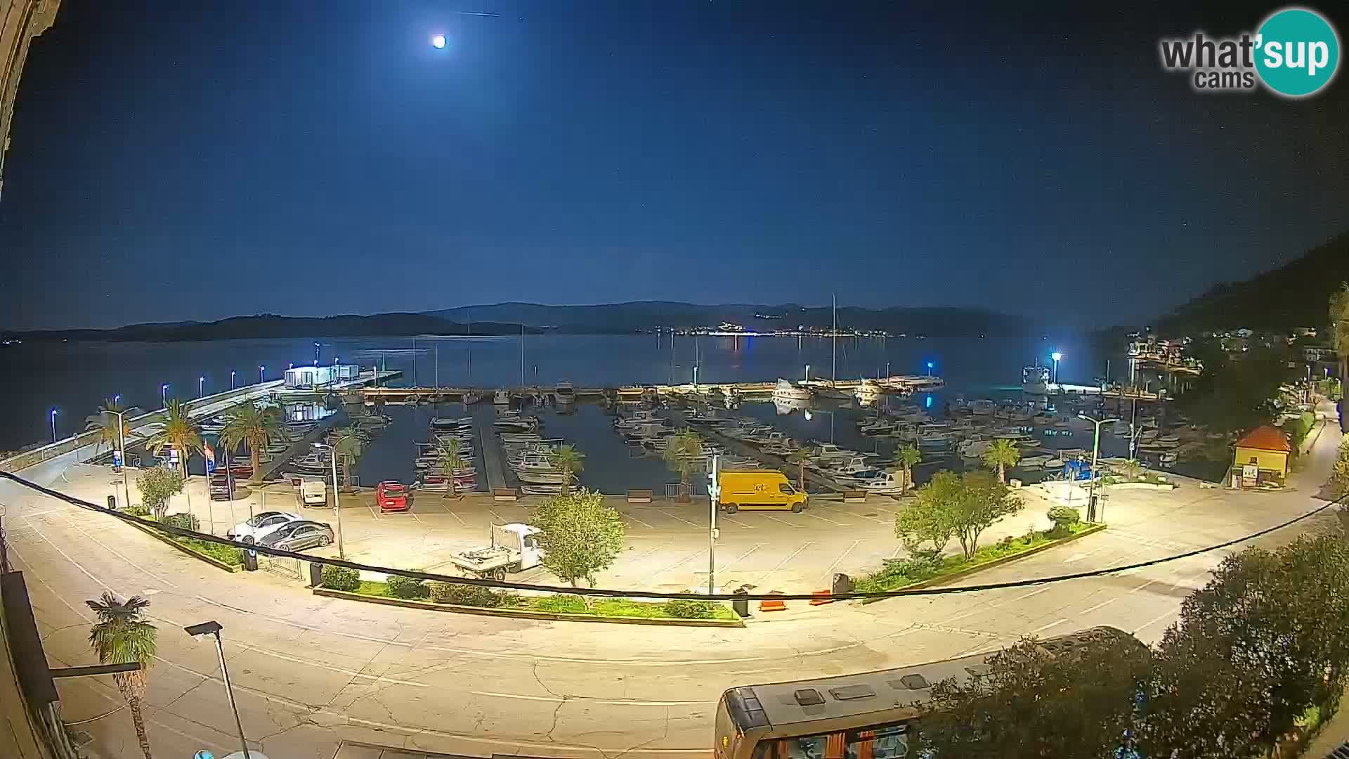 Spletna kamera Orebić Riva – Trajekt za Korčulo v živo