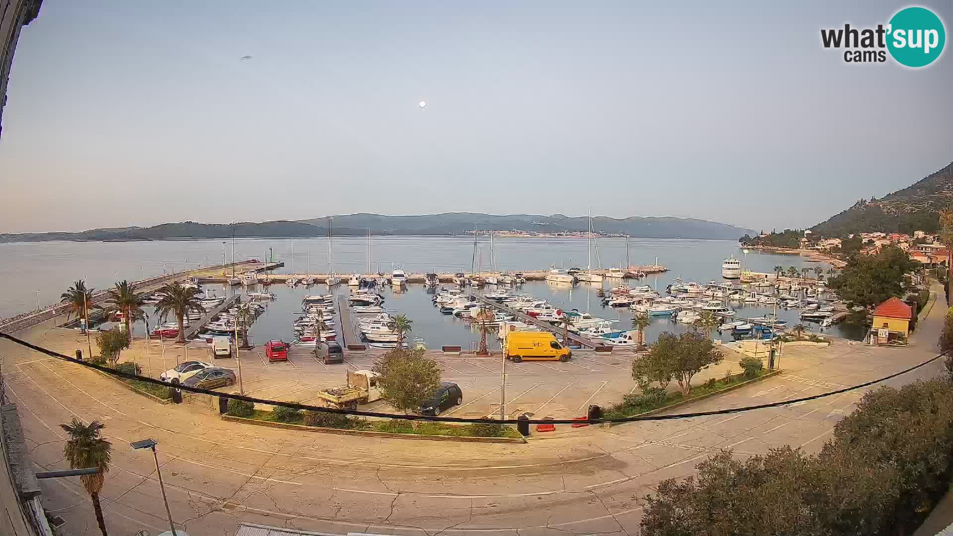 Spletna kamera Orebić Riva – Trajekt za Korčulo v živo