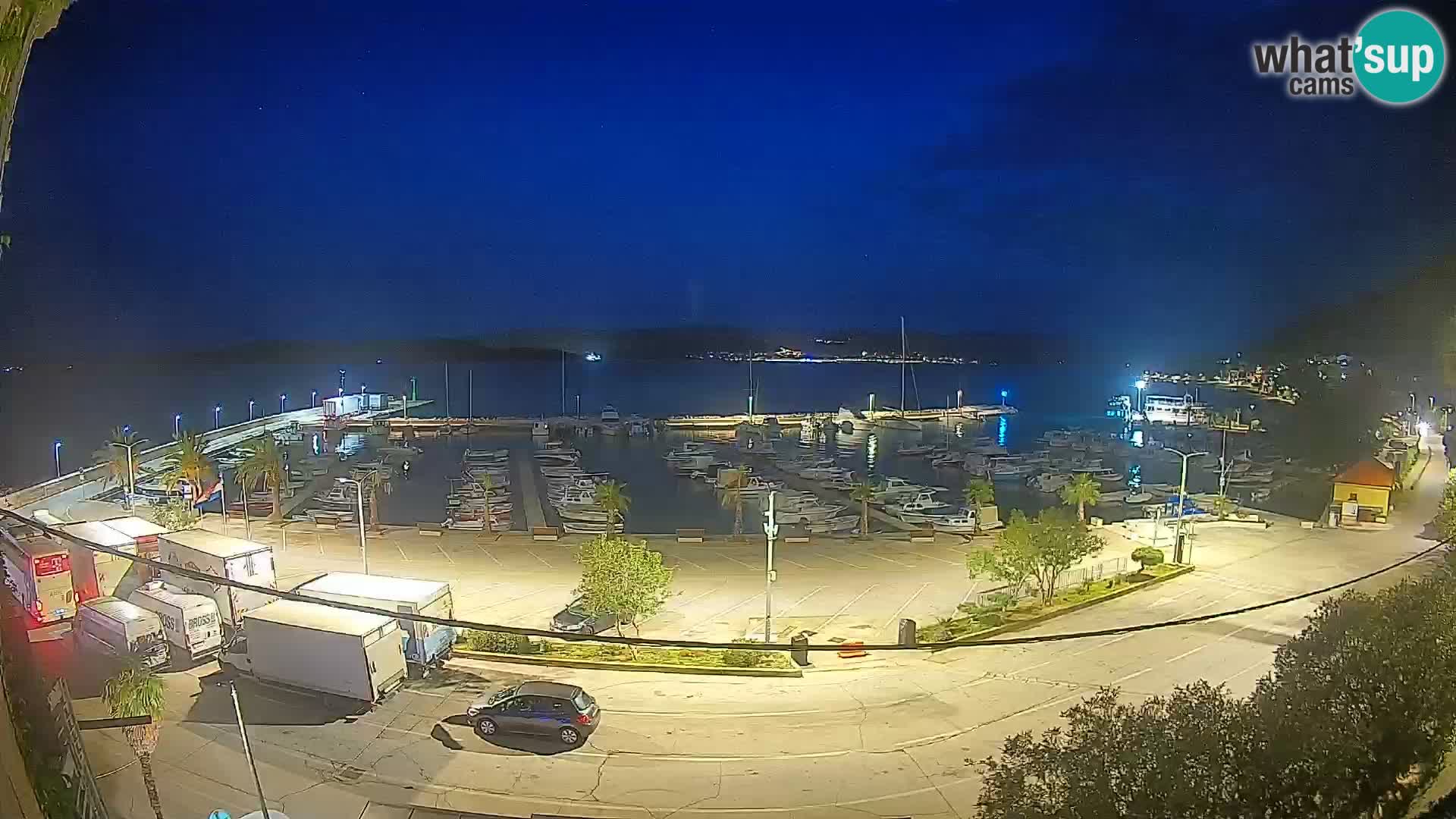 Webcam Orebić Uferpromenade – Fähre nach Korčula Live